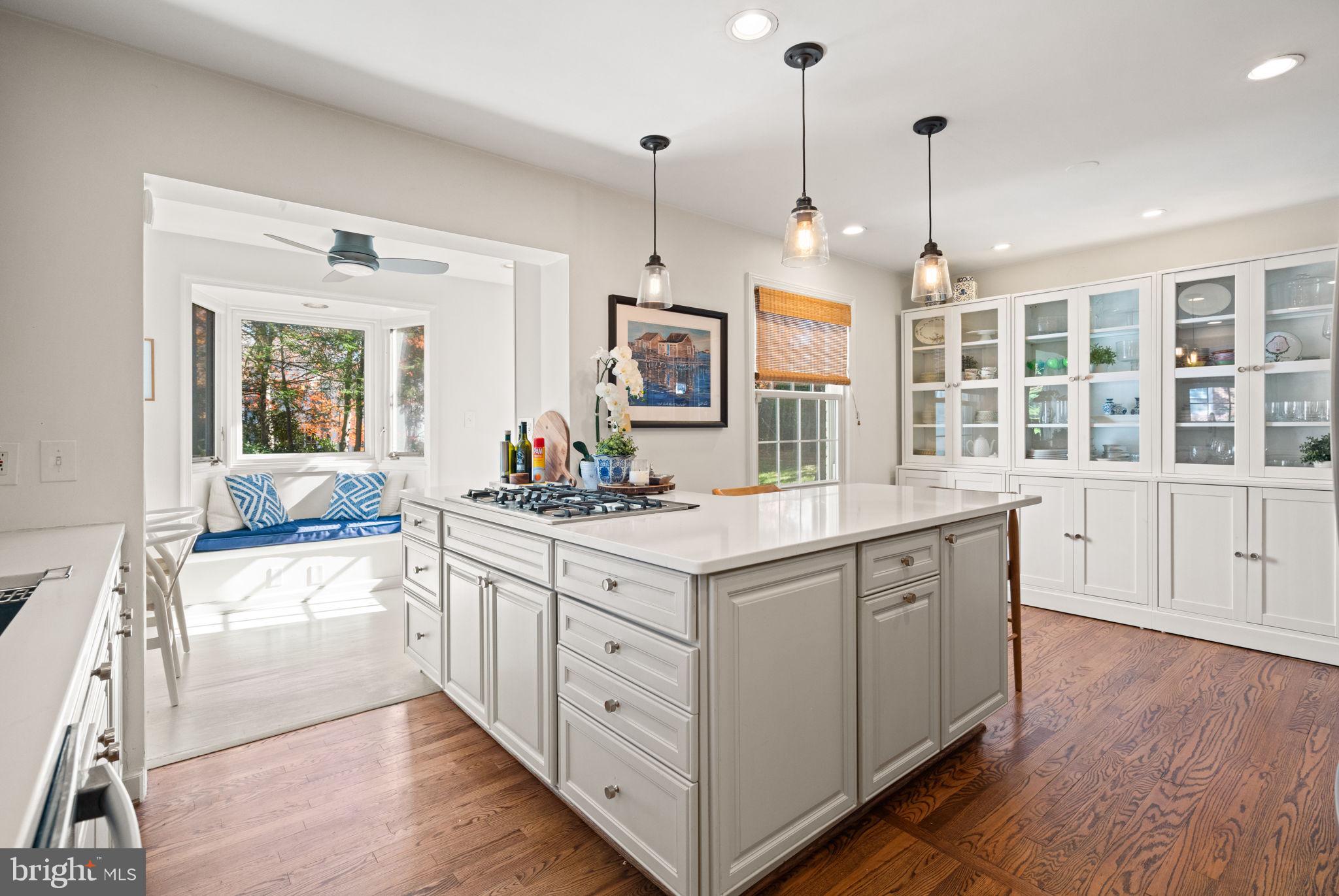 WOODACRES - Residential