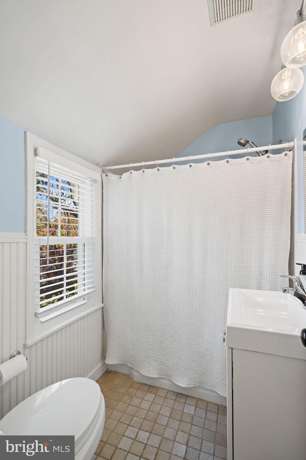 WOODACRES - Residential