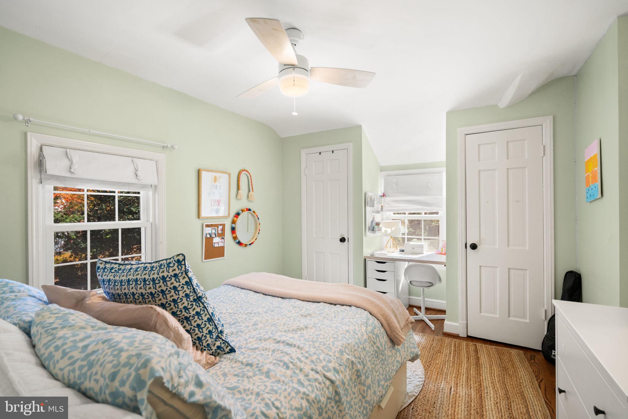 WOODACRES - Residential