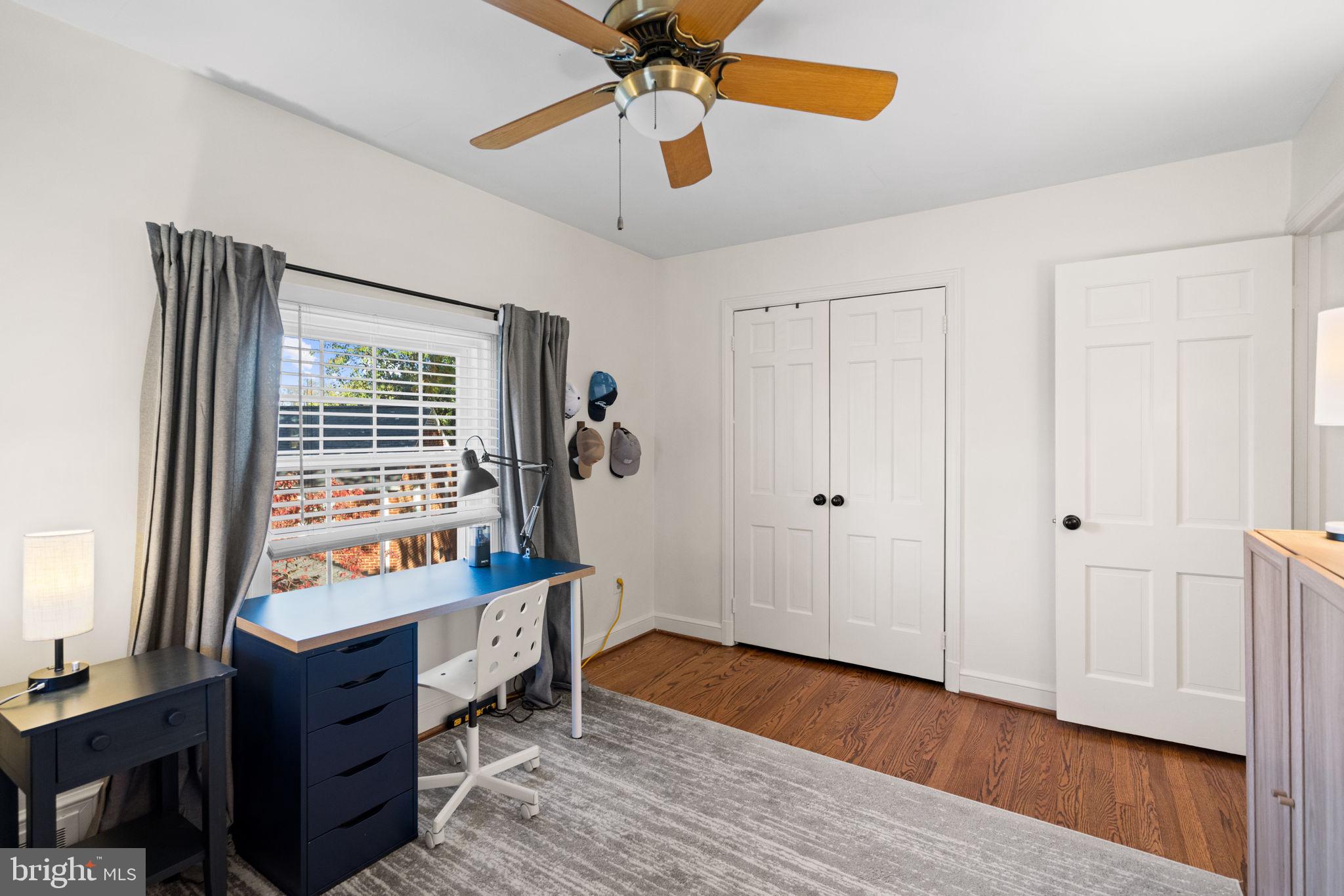 WOODACRES - Residential