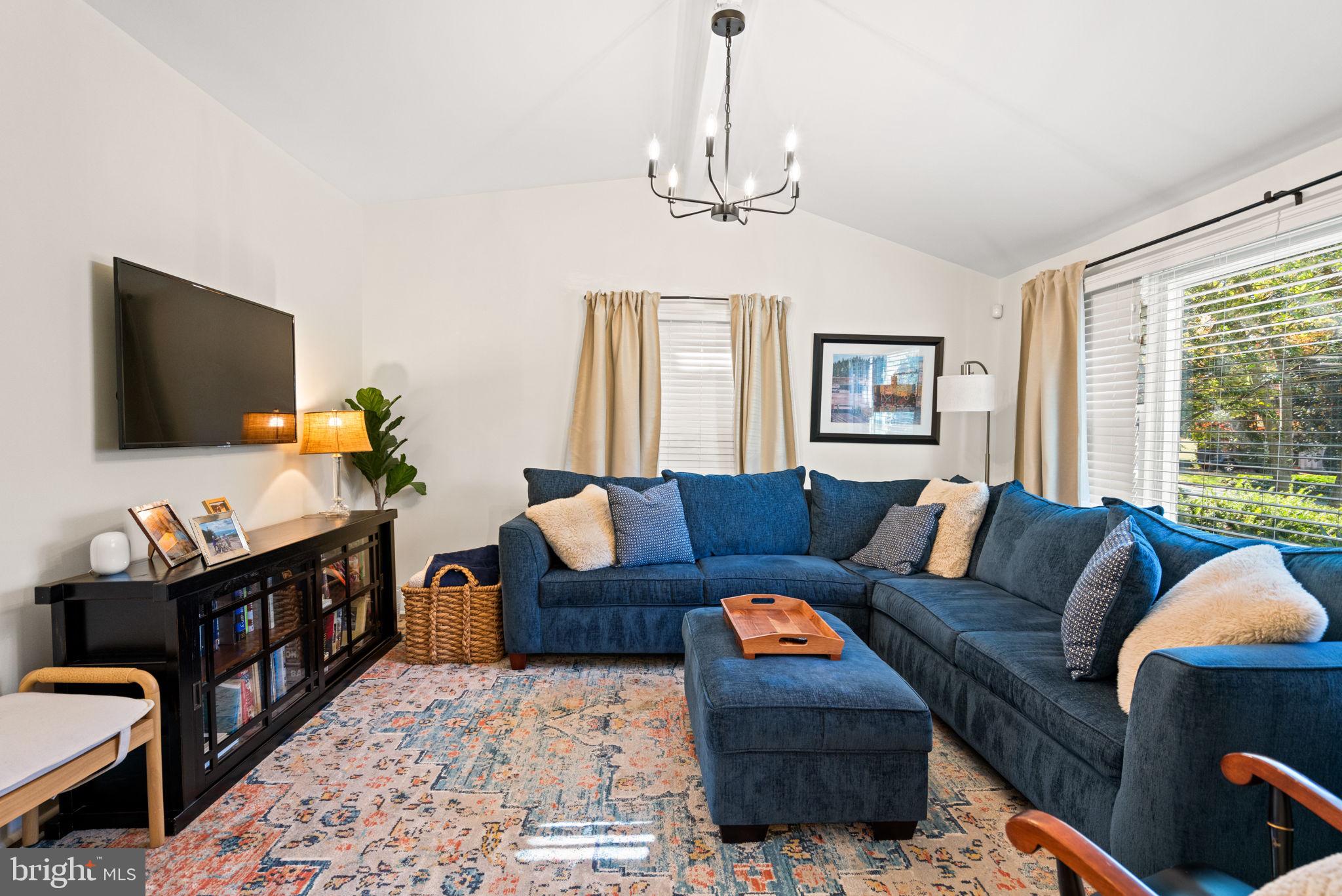 WOODACRES - Residential