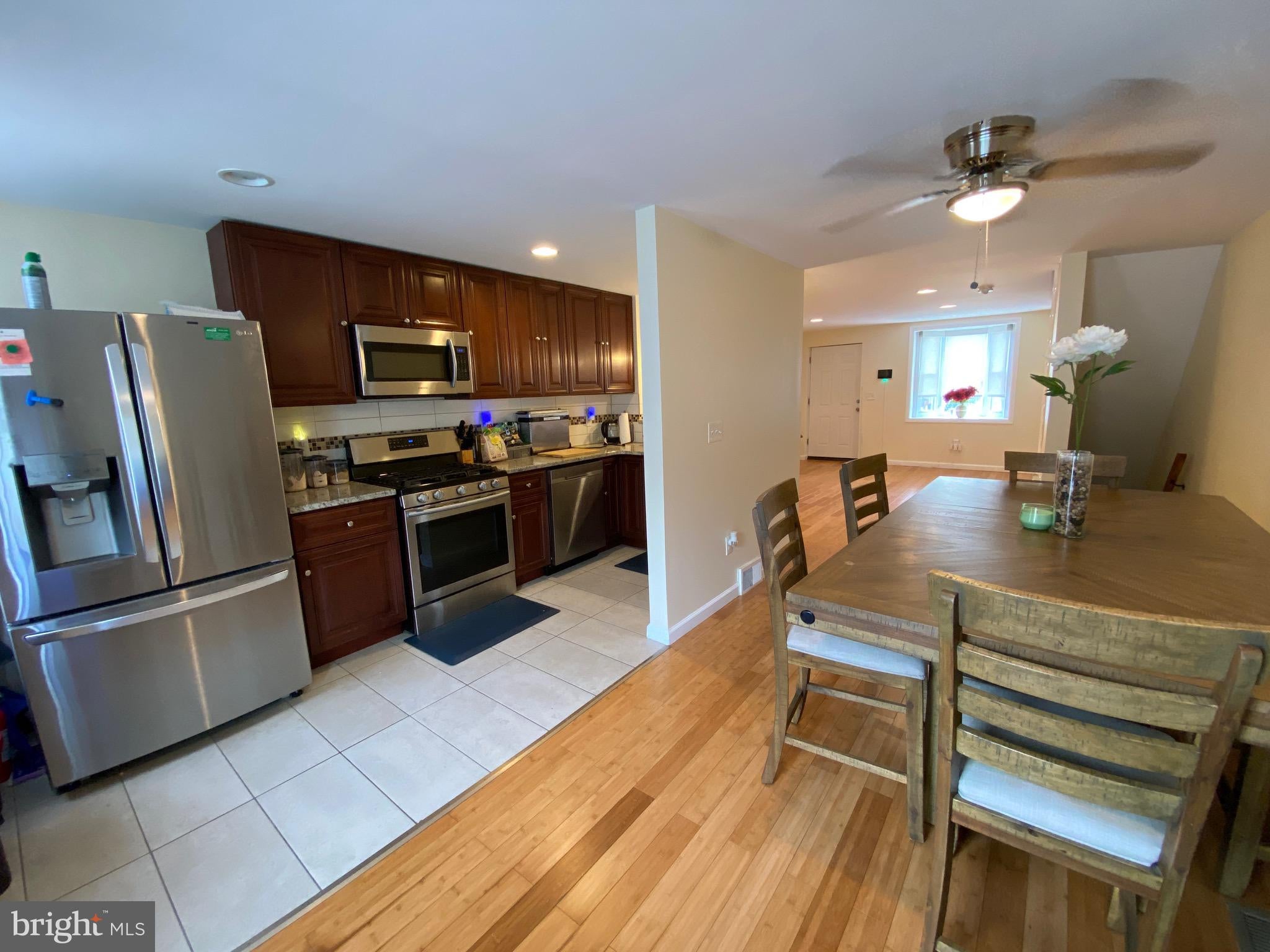 7305 WOODBINE AVENUE