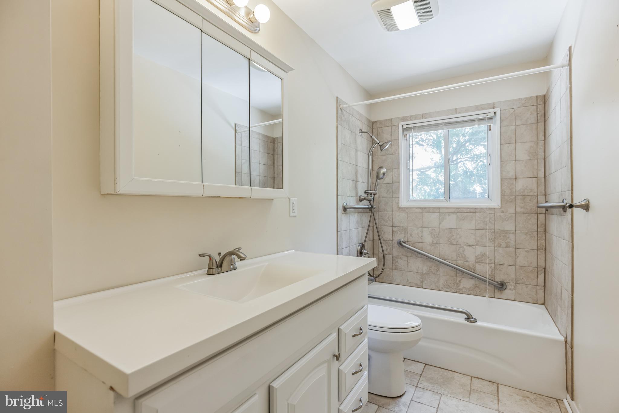 VALLEYWOOD - Residential