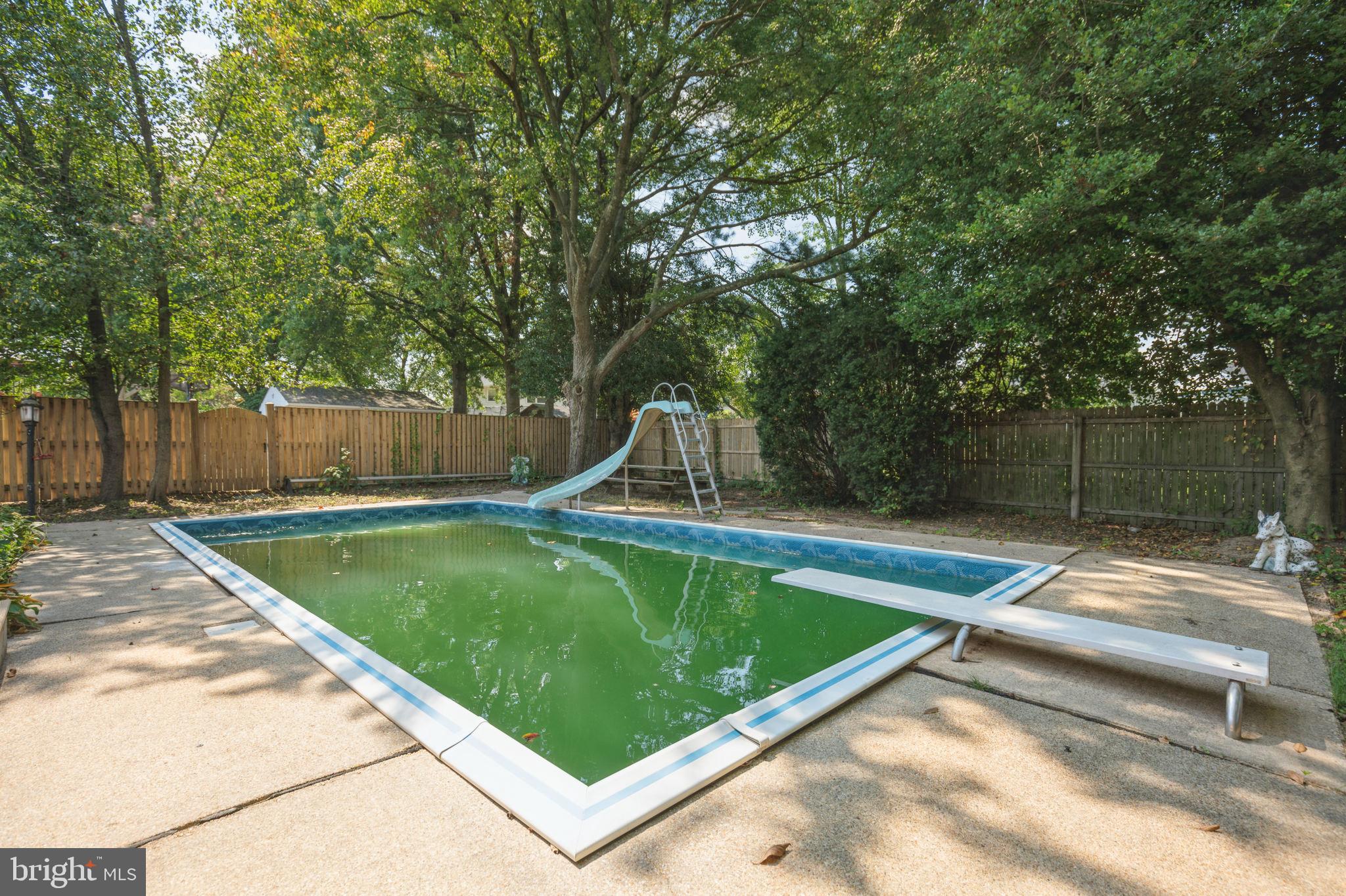 VALLEYWOOD - Residential