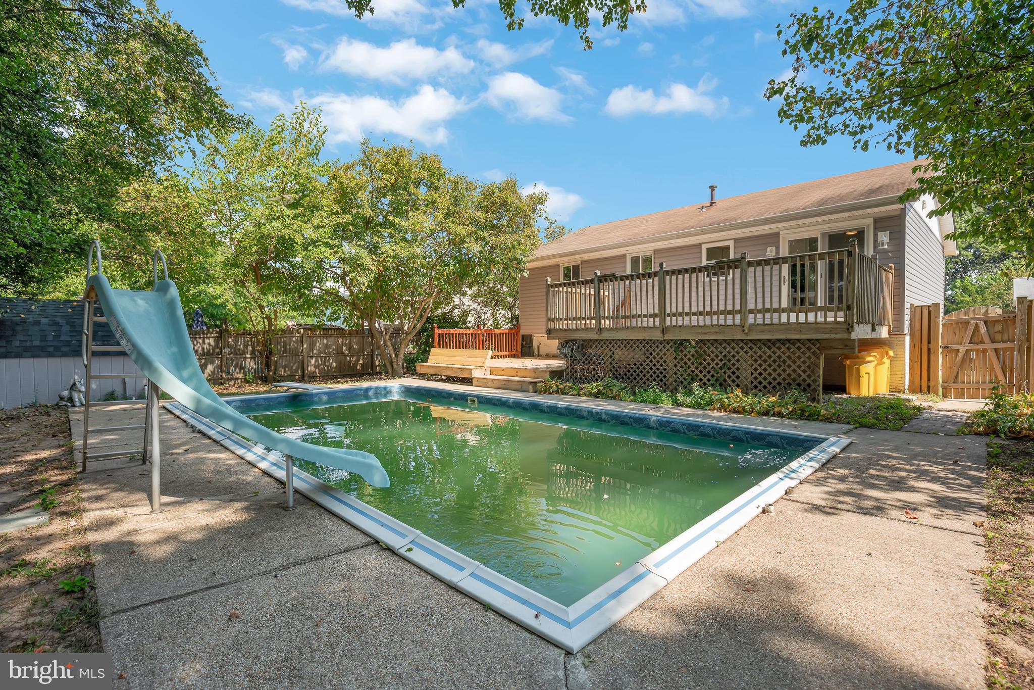 VALLEYWOOD - Residential