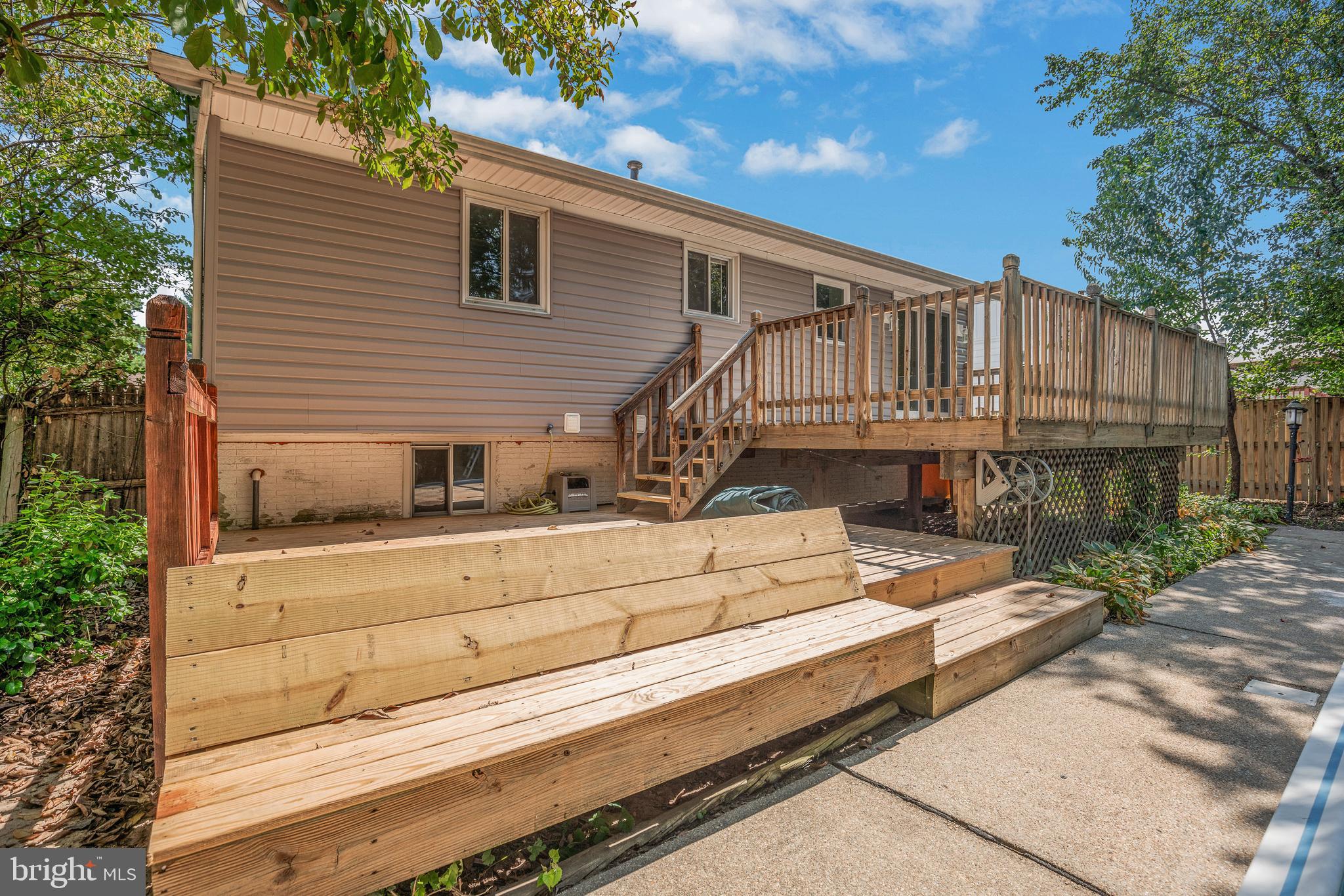 VALLEYWOOD - Residential