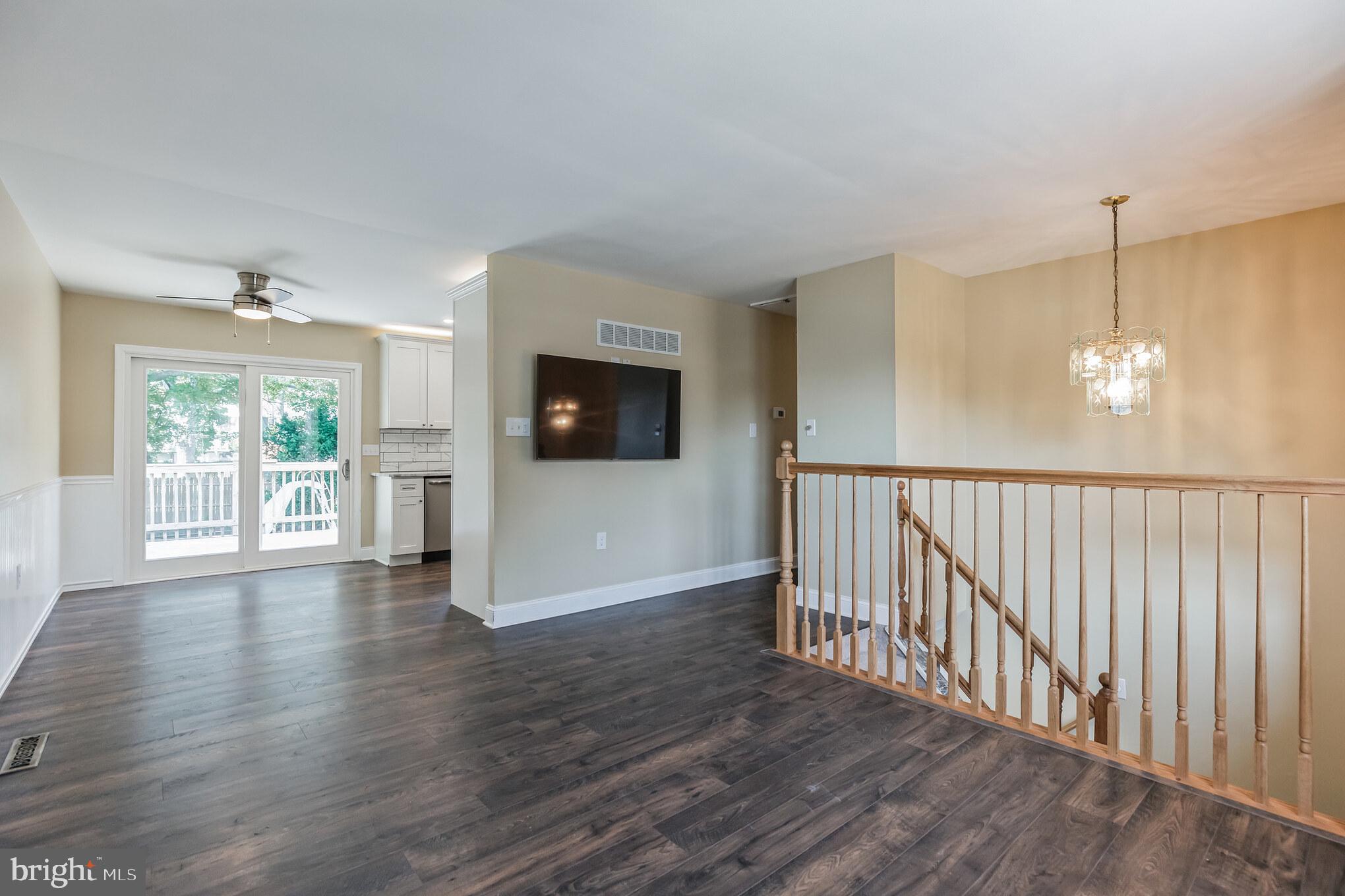 VALLEYWOOD - Residential