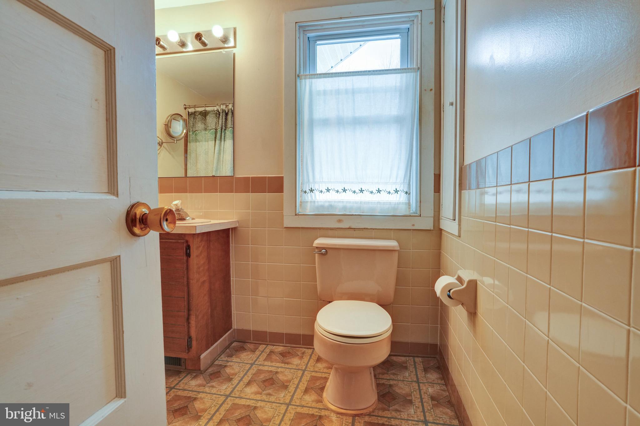 MEADOWS AT VALLEYFRG - Residential