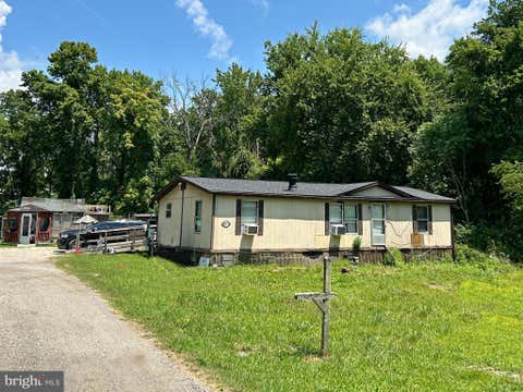 Homes For Sale - 8045 Solley Road<br/> Anne Arundel County, GLEN BURNIE, MD 21060