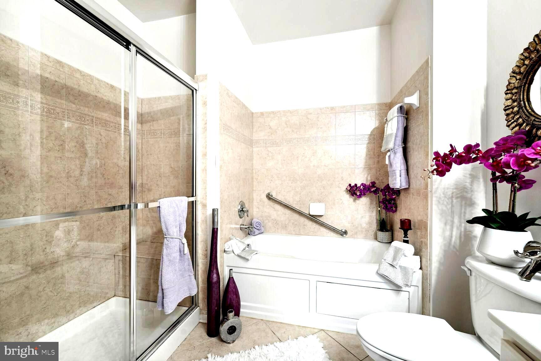 CAMERON GROVE CONDO VIII - Residential