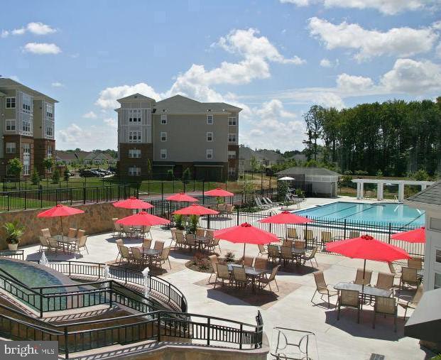 CAMERON GROVE CONDO VIII - Residential