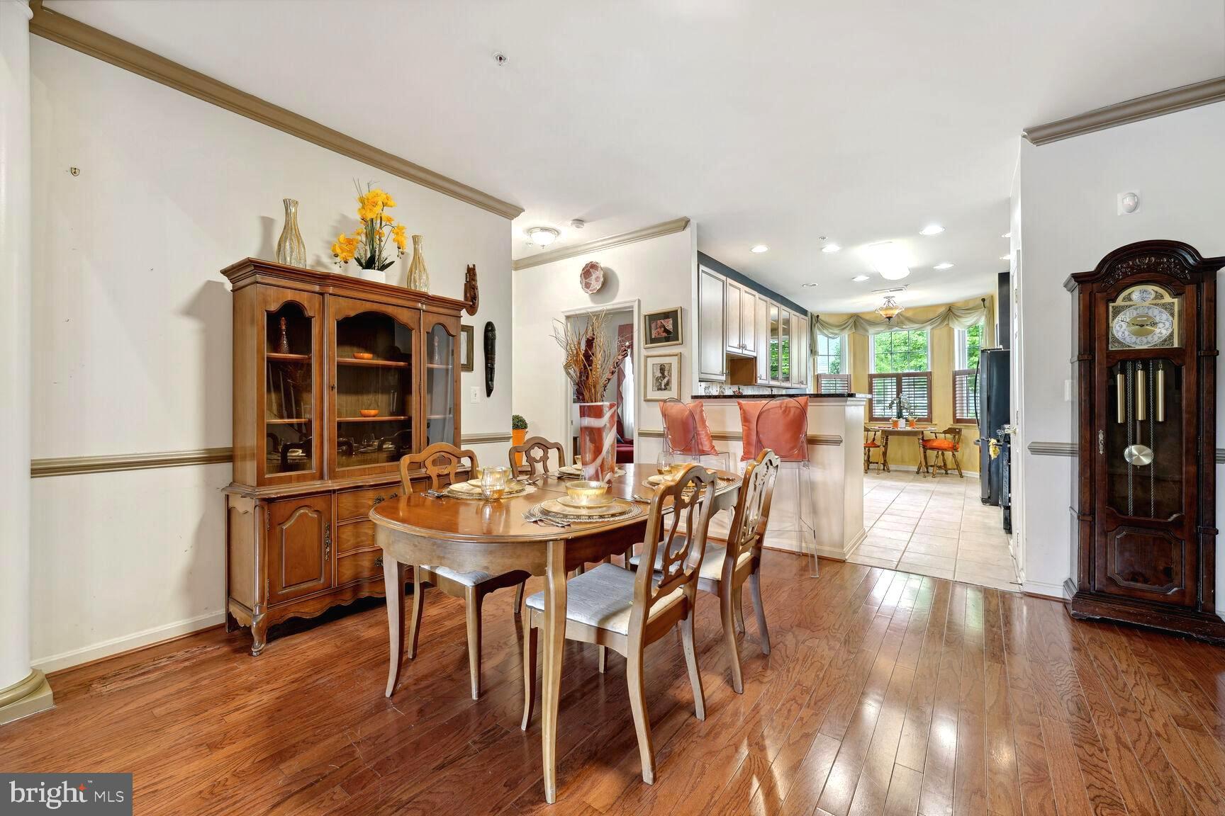 CAMERON GROVE CONDO VIII - Residential