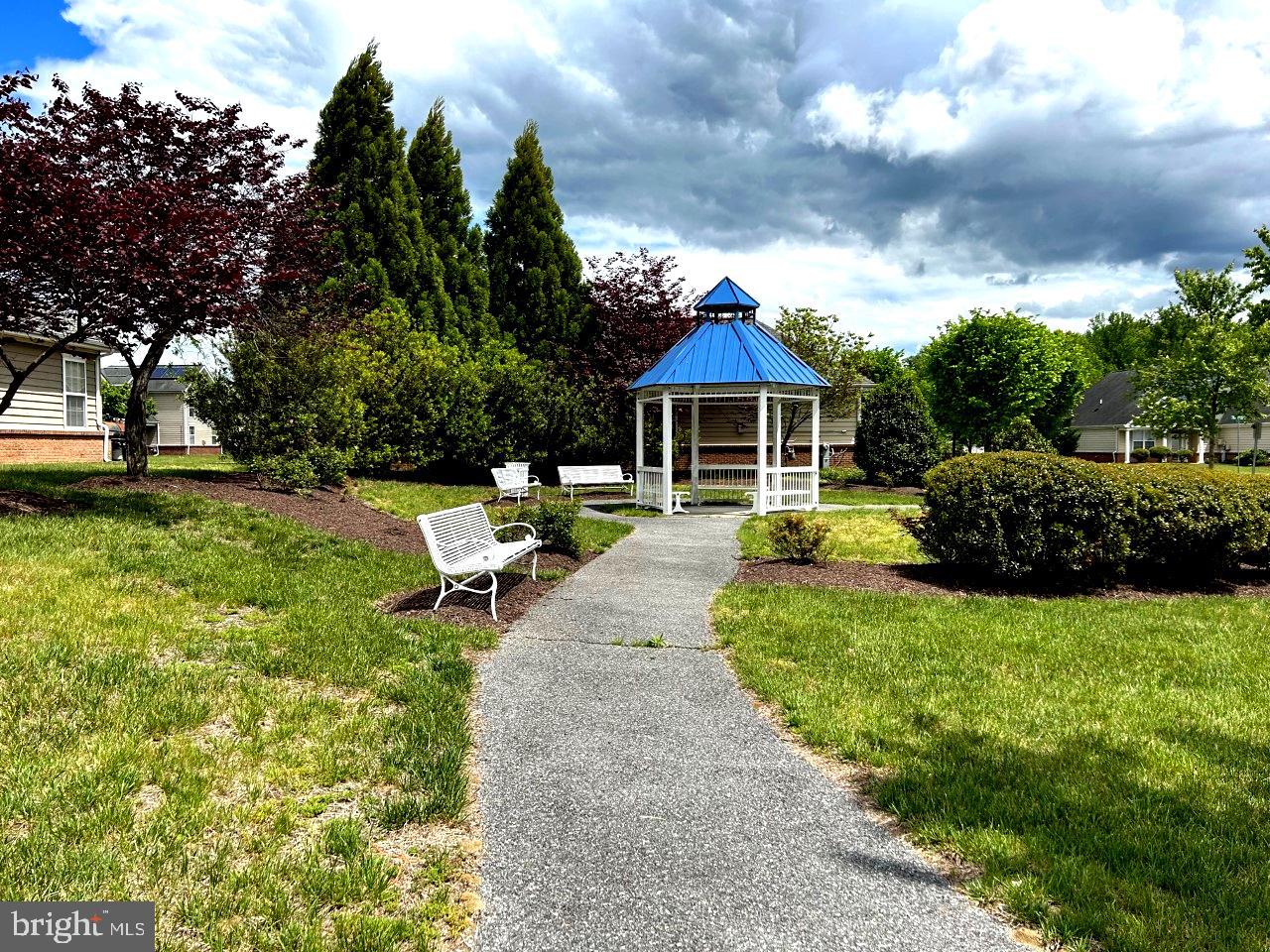 CAMERON GROVE CONDO VIII - Residential