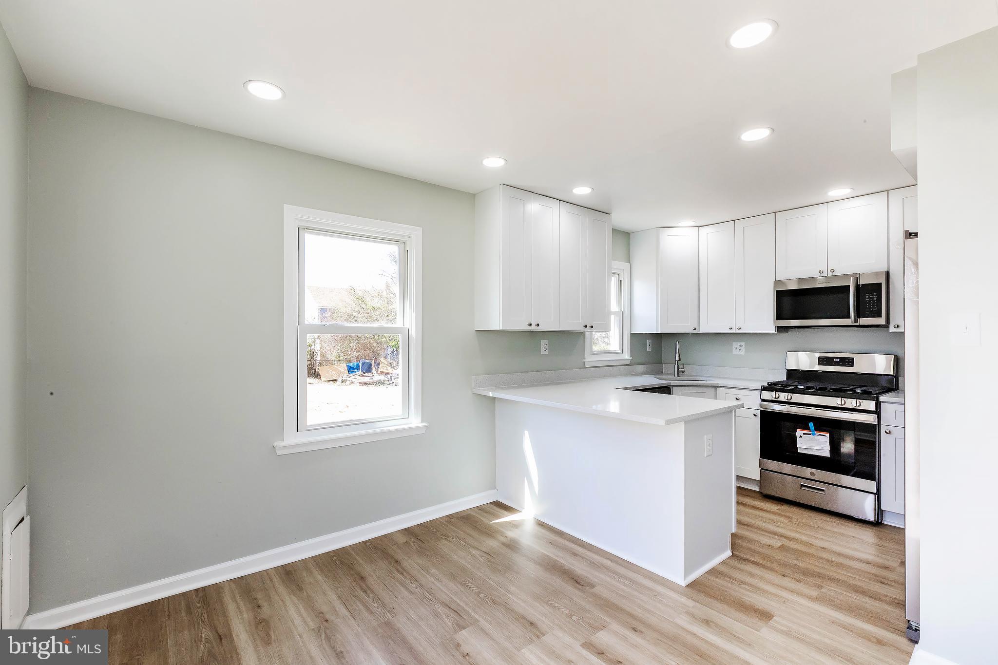 PARKLAWN - Residential