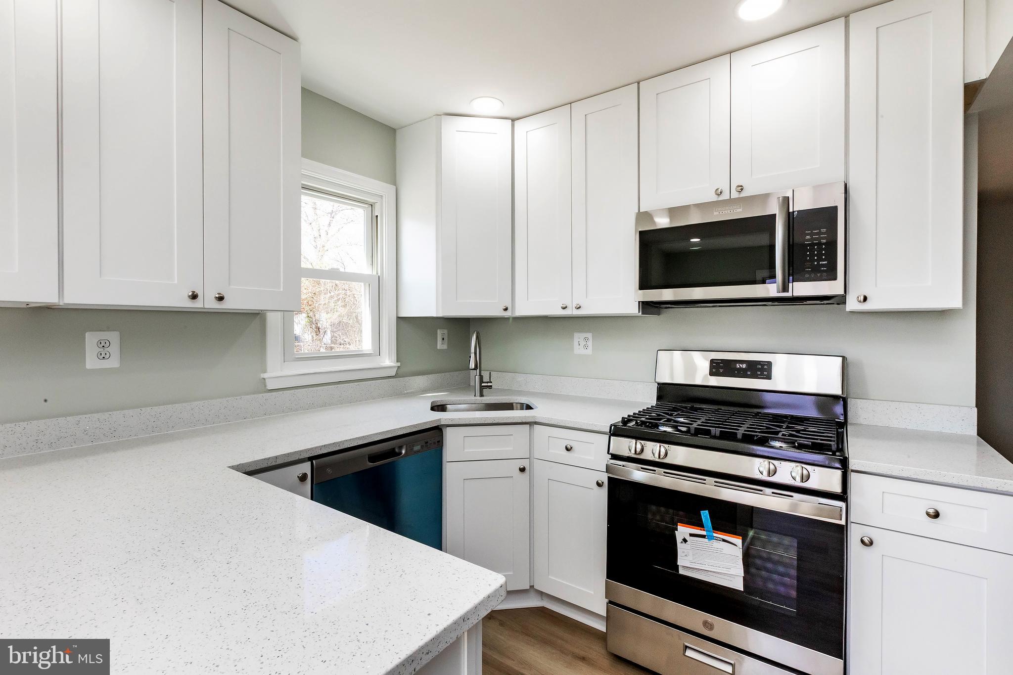 PARKLAWN - Residential