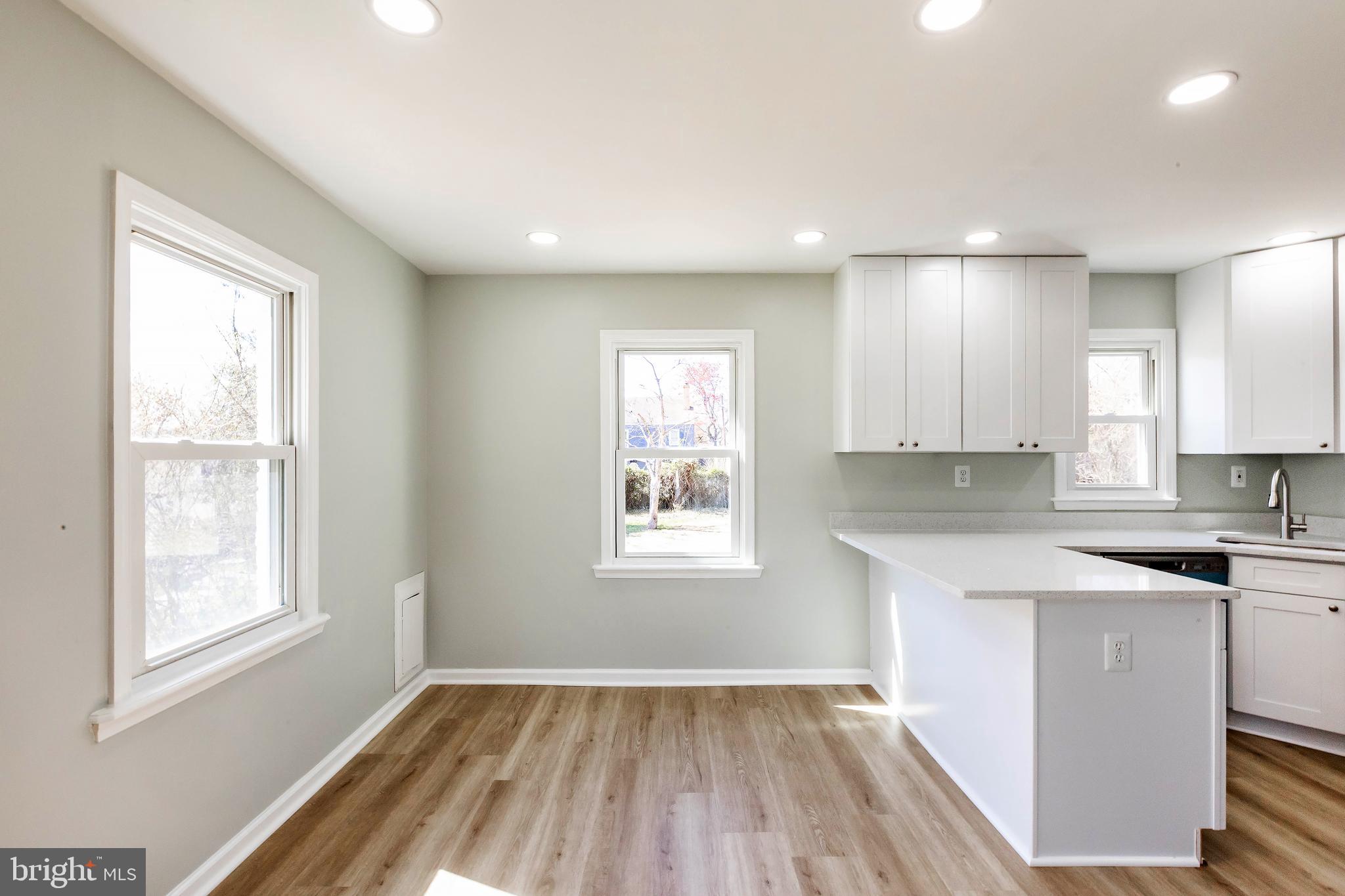 PARKLAWN - Residential
