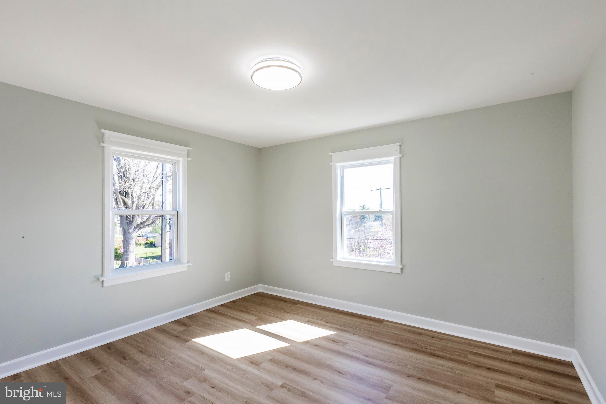 PARKLAWN - Residential