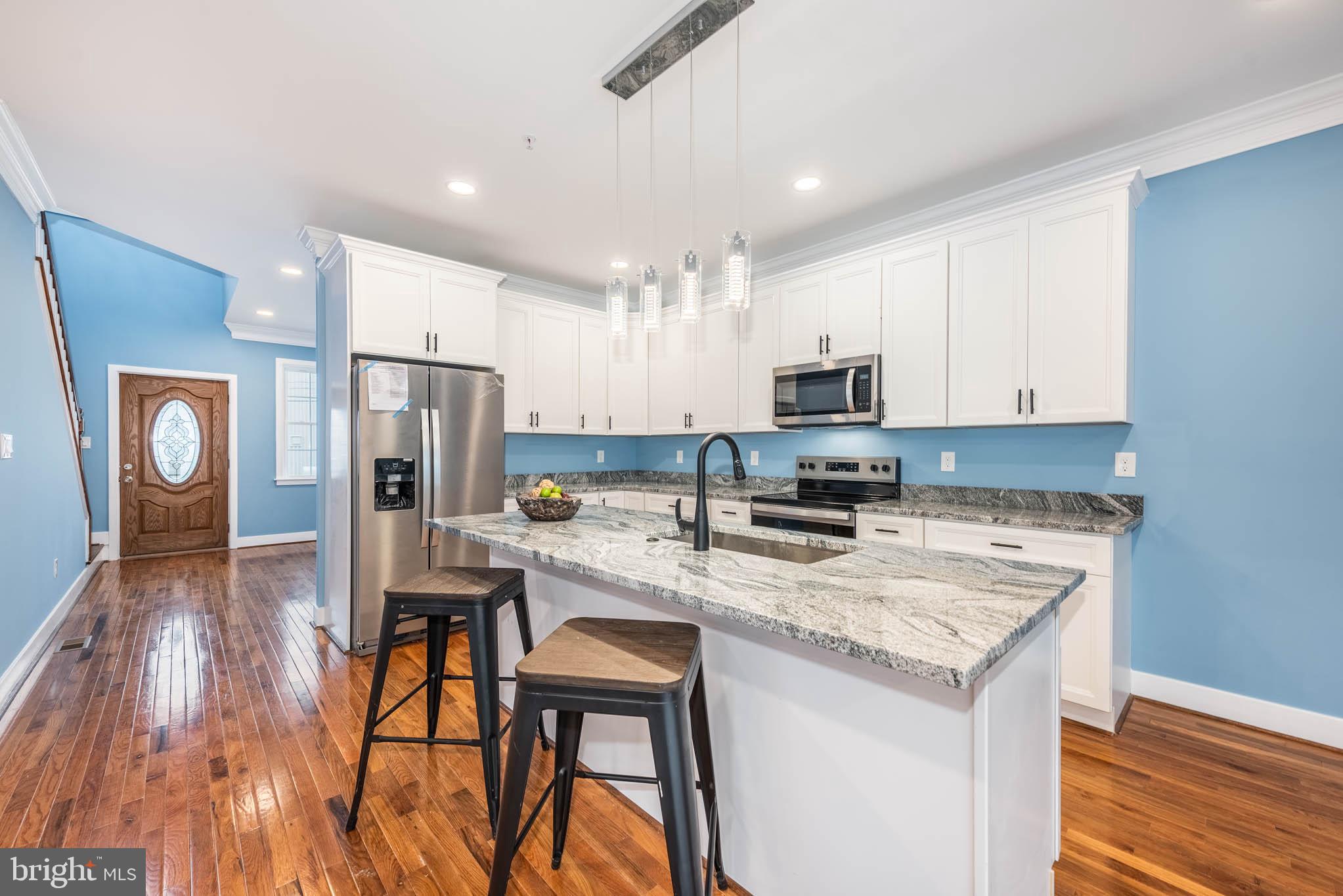 BAYVIEW OVERLOOK - Residential