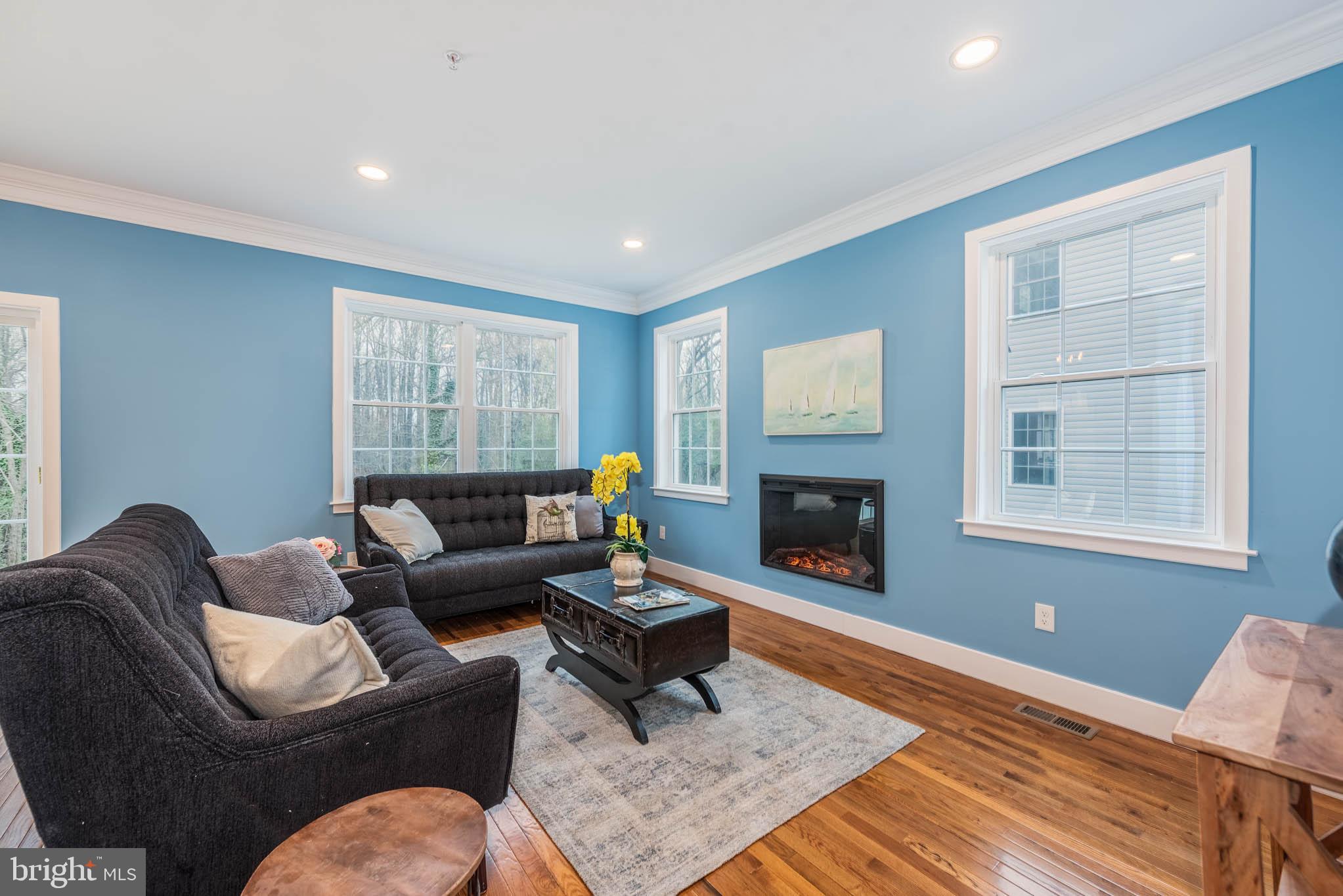 BAYVIEW OVERLOOK - Residential