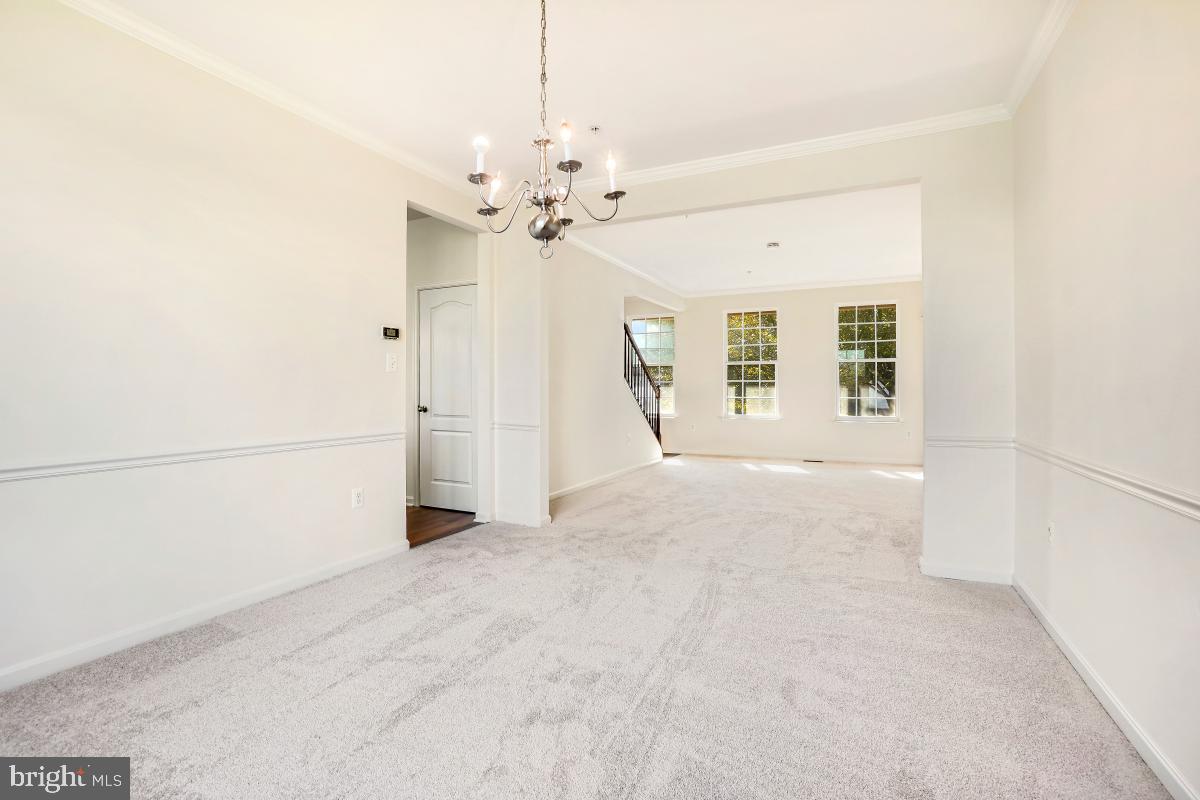 CLOVER RIDGE - Residential