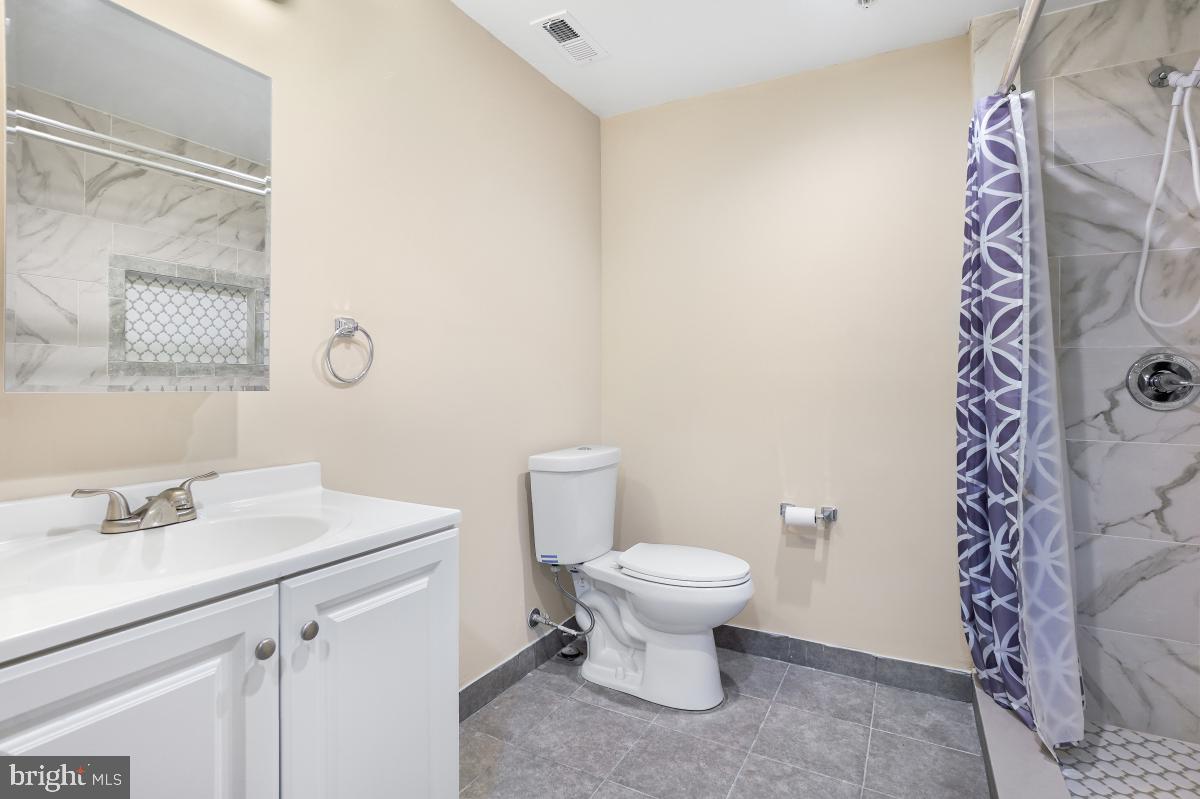 CLOVER RIDGE - Residential