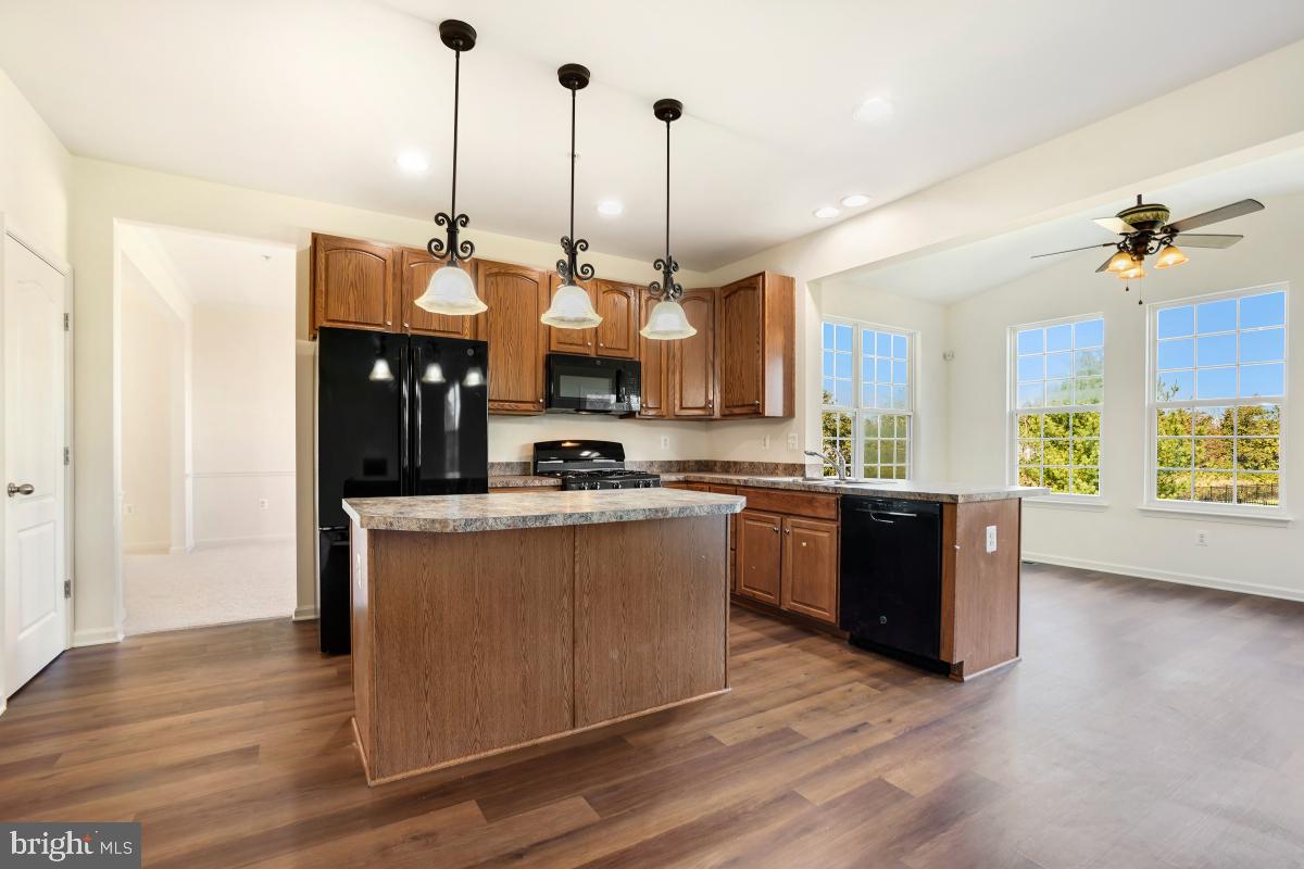 CLOVER RIDGE - Residential