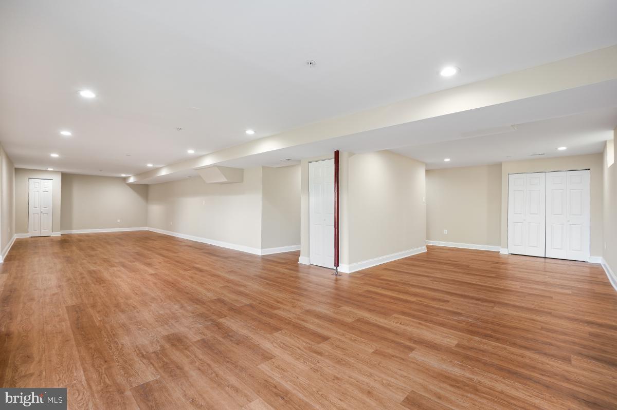 CLOVER RIDGE - Residential