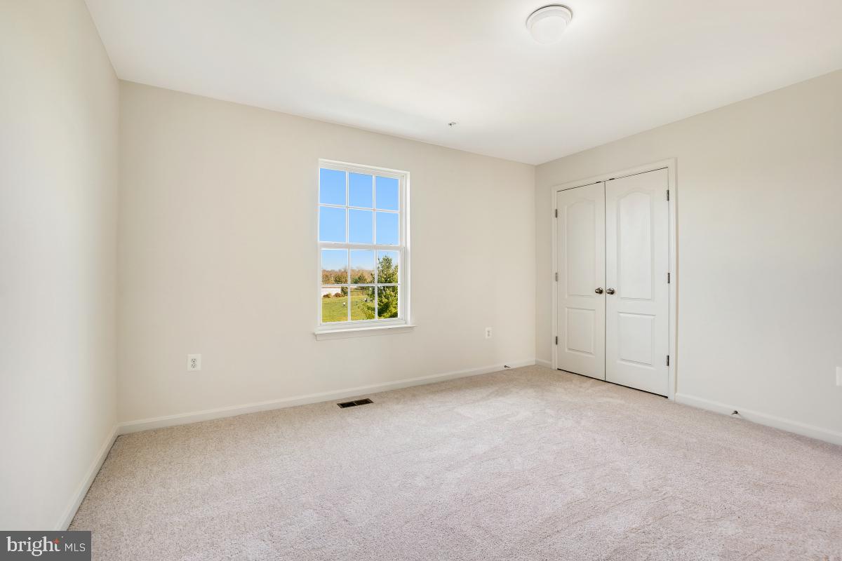 CLOVER RIDGE - Residential