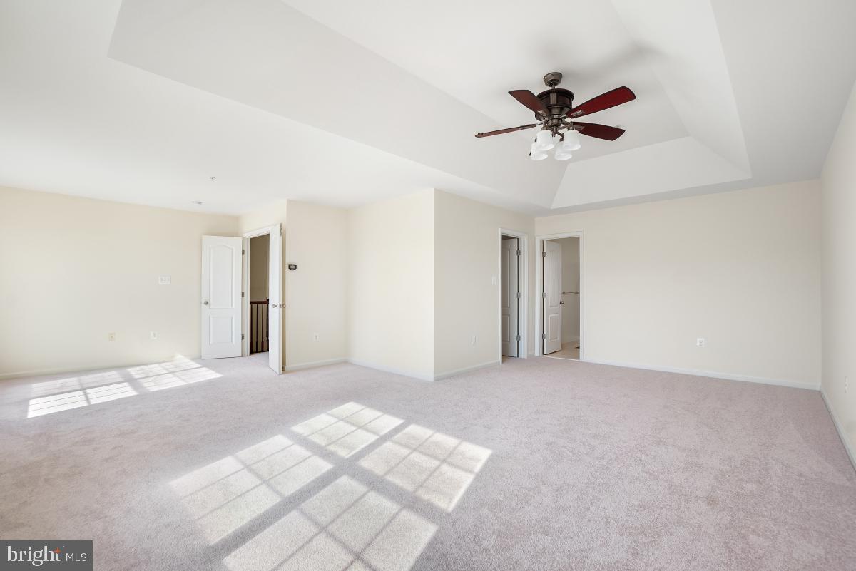 CLOVER RIDGE - Residential