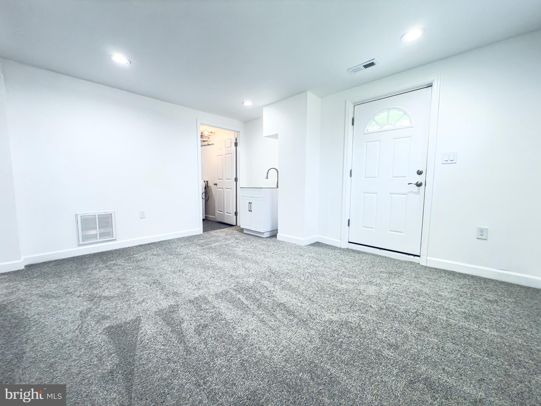 SOUTH PISCATAWAY - Residential