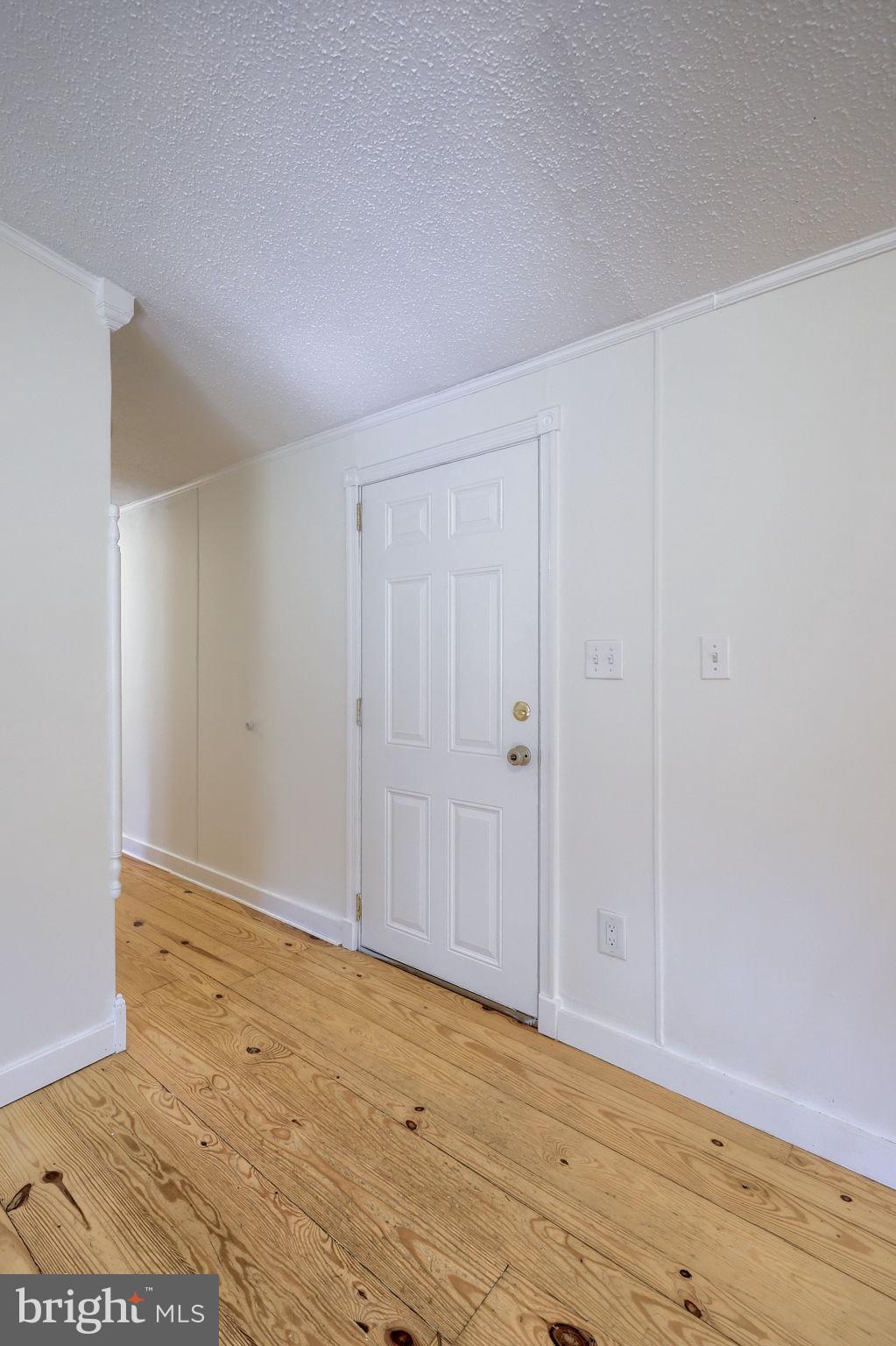 RESTLESS OAKS VILLAGE MHP - Residential