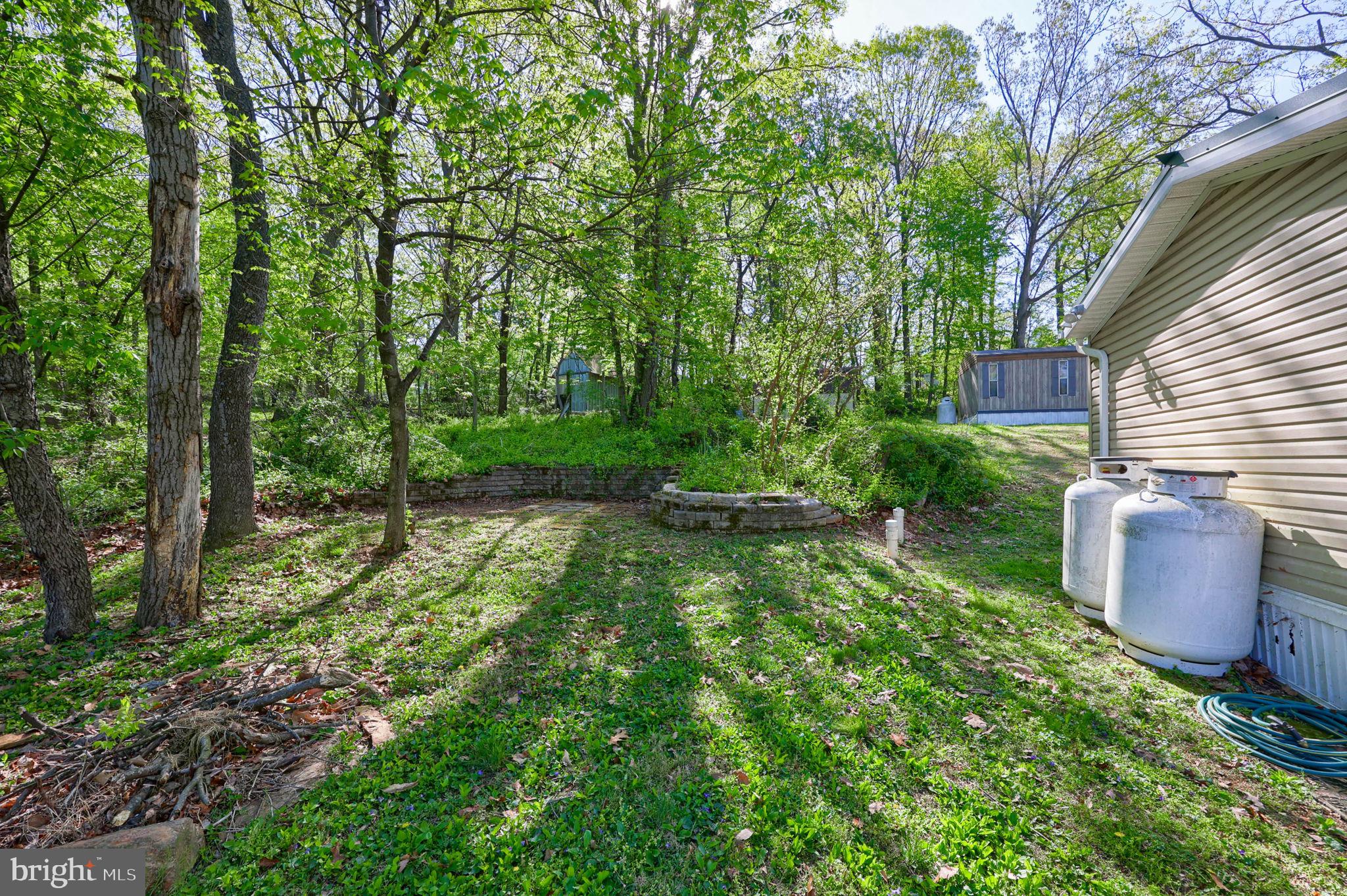 RESTLESS OAKS VILLAGE MHP - Residential