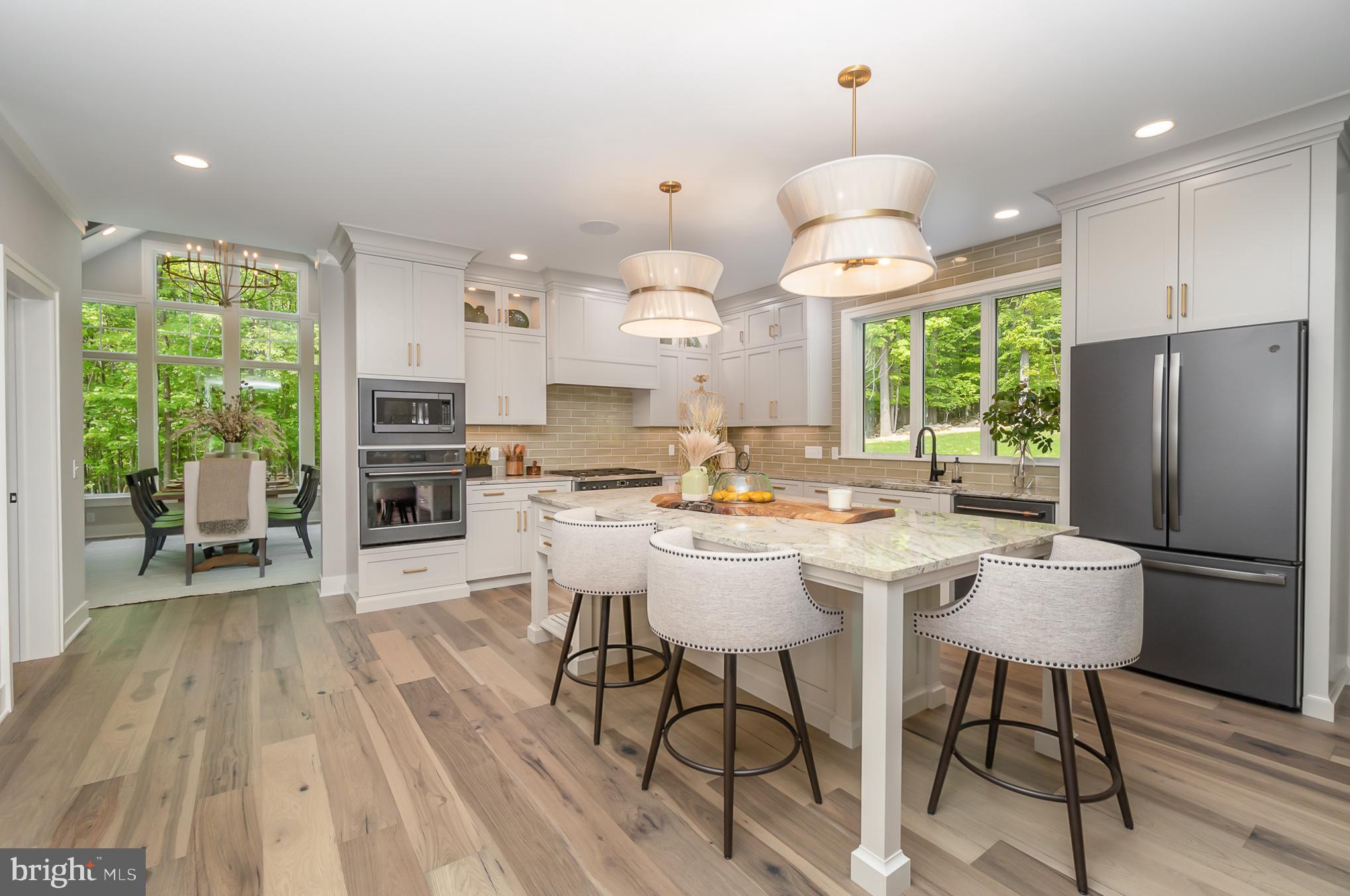 AUTUMN OAKS - Residential