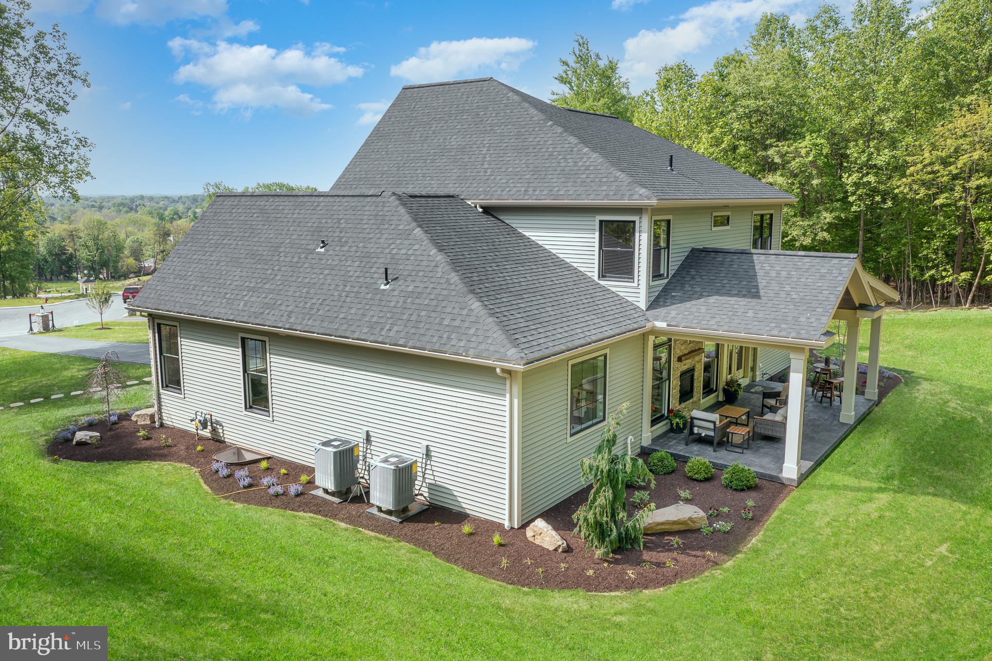 AUTUMN OAKS - Residential