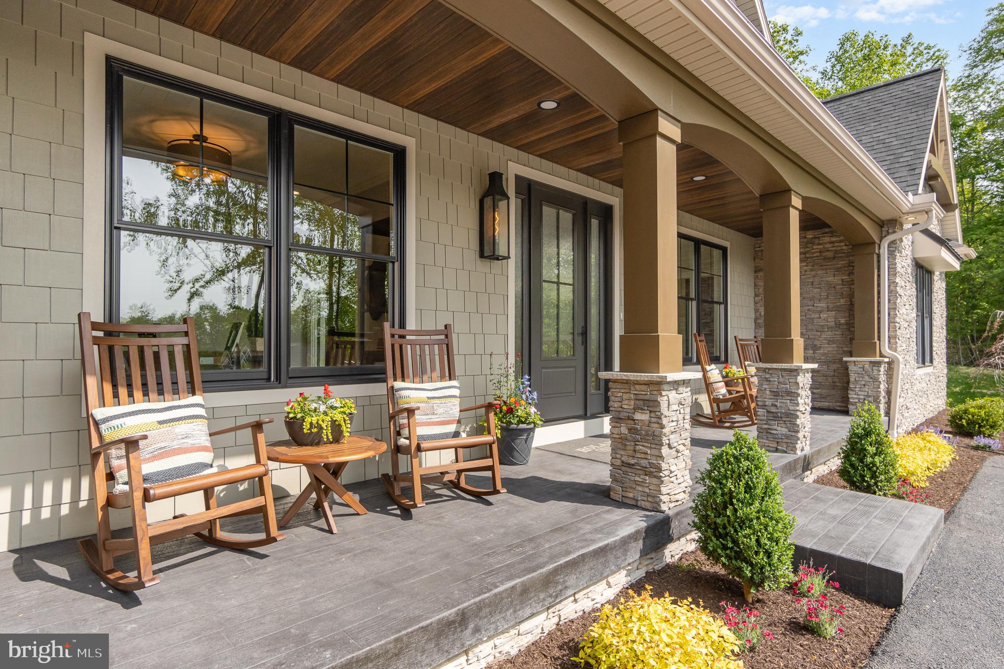 AUTUMN OAKS - Residential