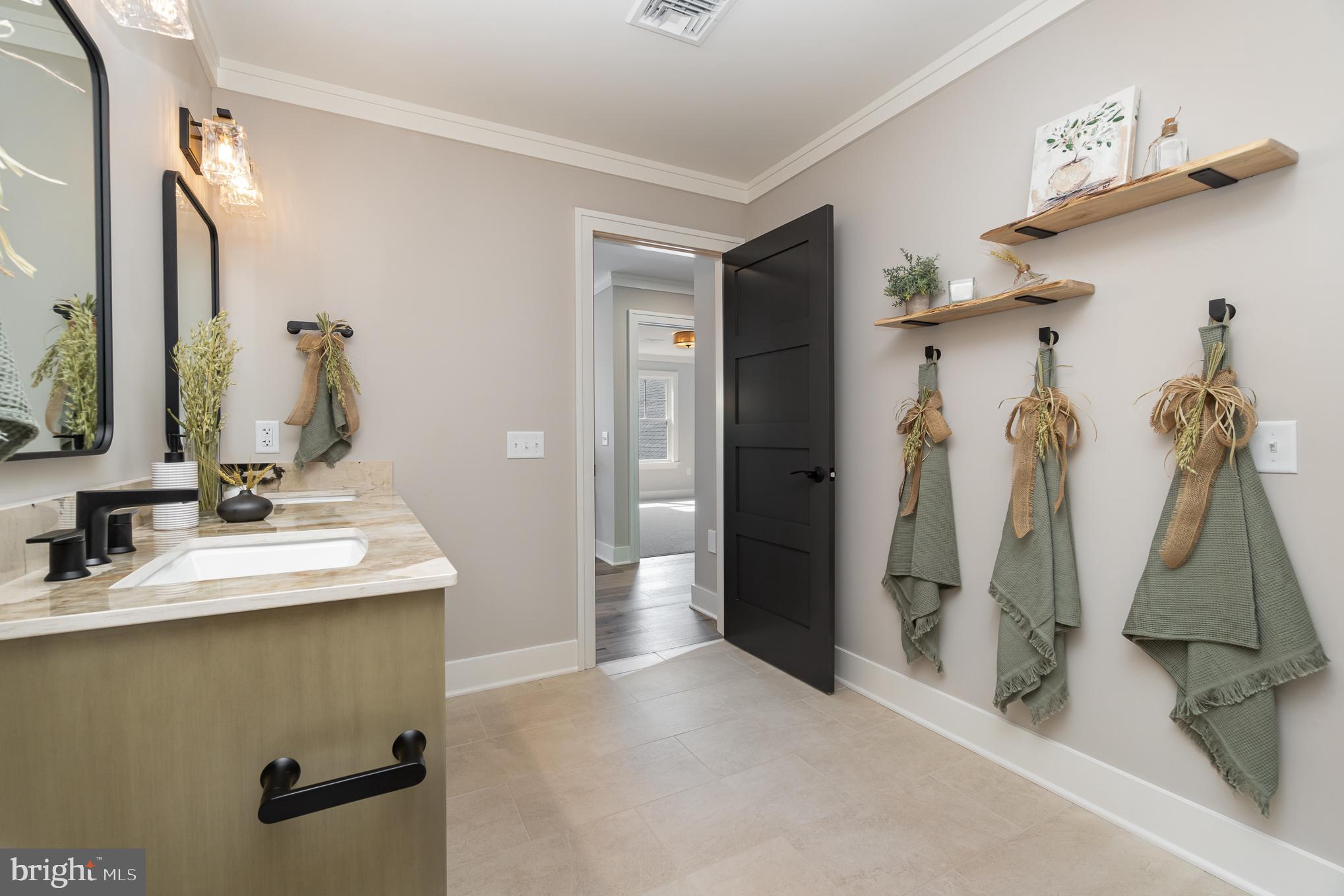 AUTUMN OAKS - Residential