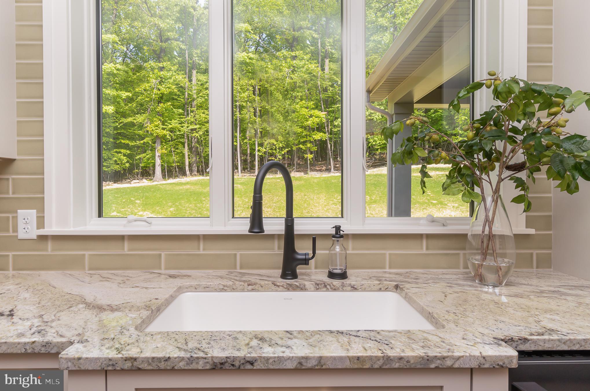 AUTUMN OAKS - Residential