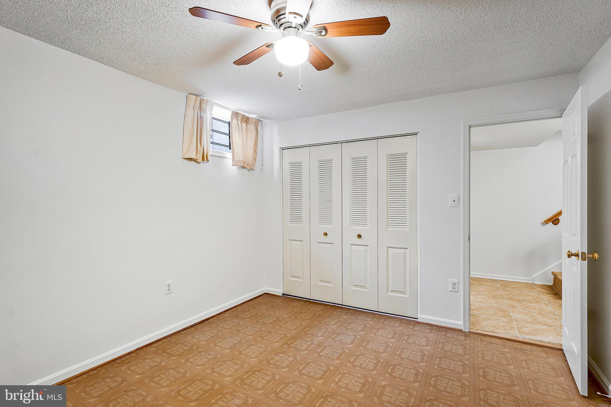 HALLCREST HEIGHTS - Residential