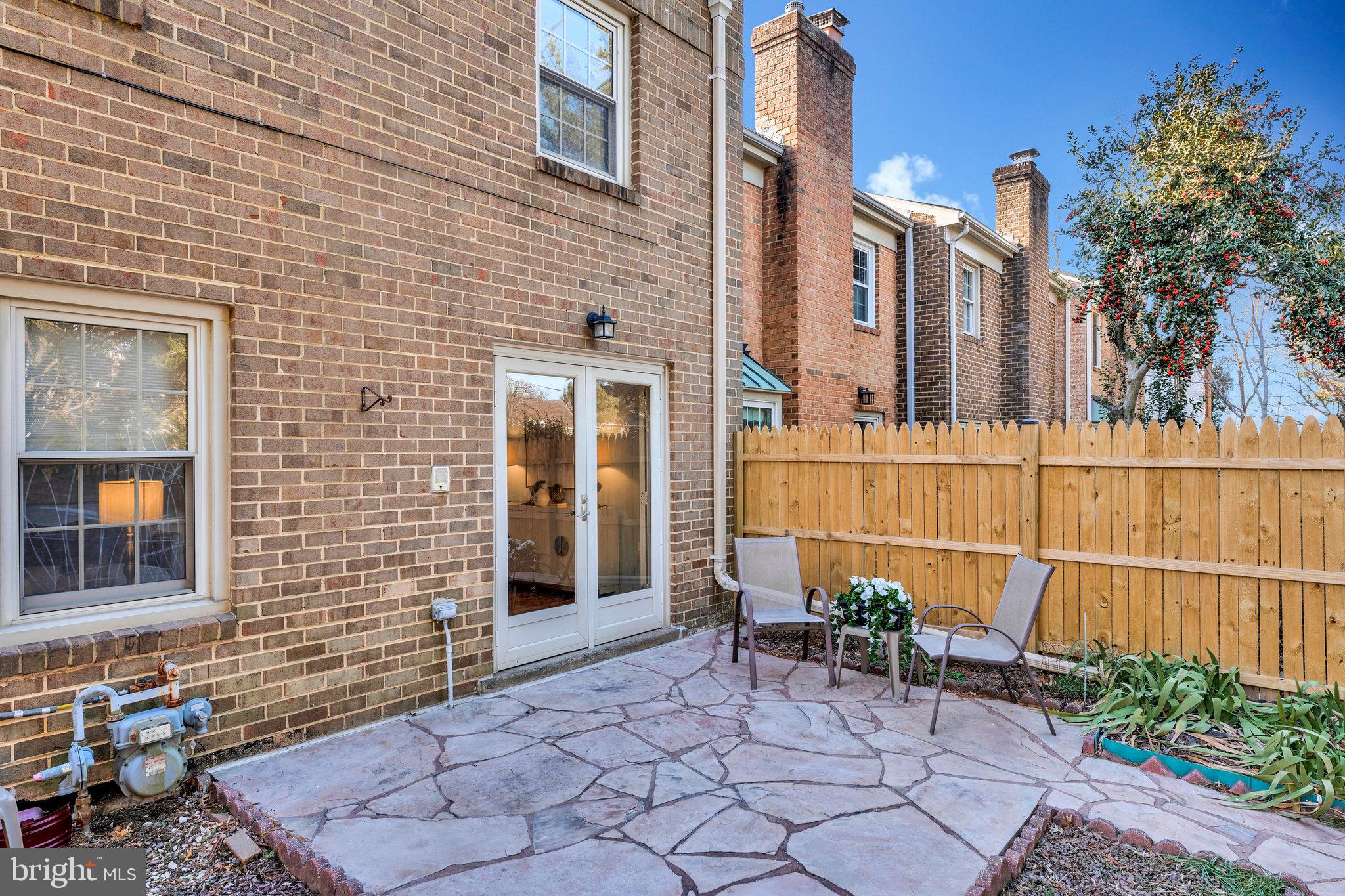 HALLCREST HEIGHTS - Residential