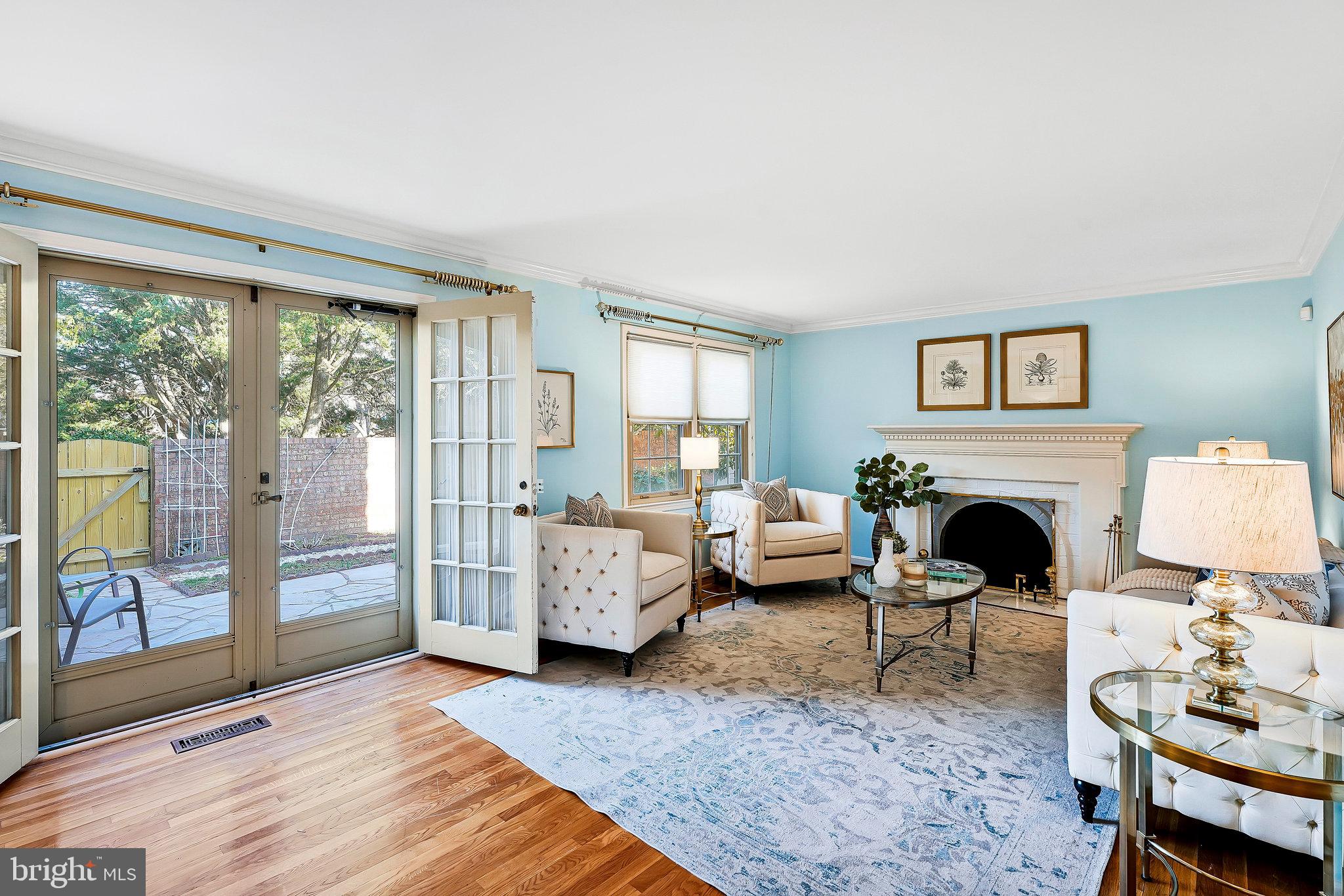 HALLCREST HEIGHTS - Residential