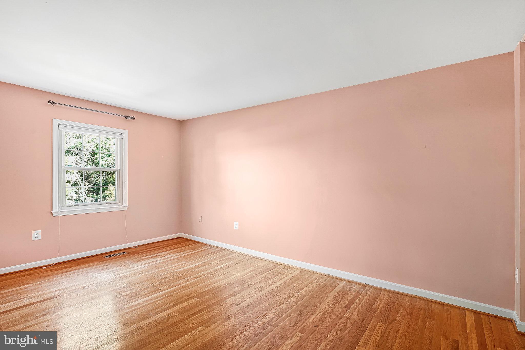 HALLCREST HEIGHTS - Residential