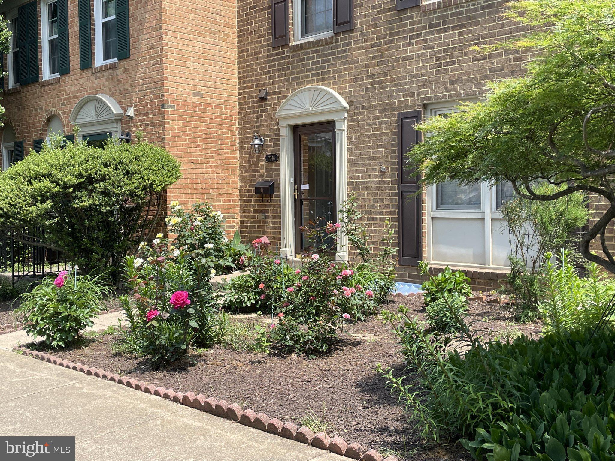 HALLCREST HEIGHTS - Residential