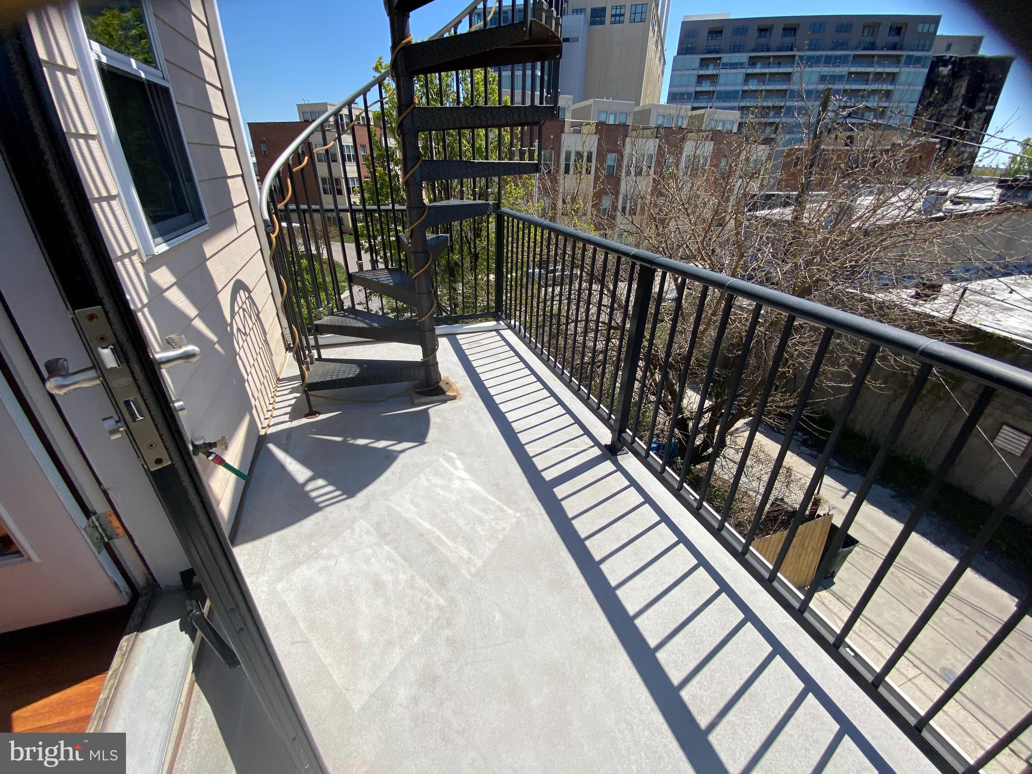 LOCUST POINT - Residential Lease