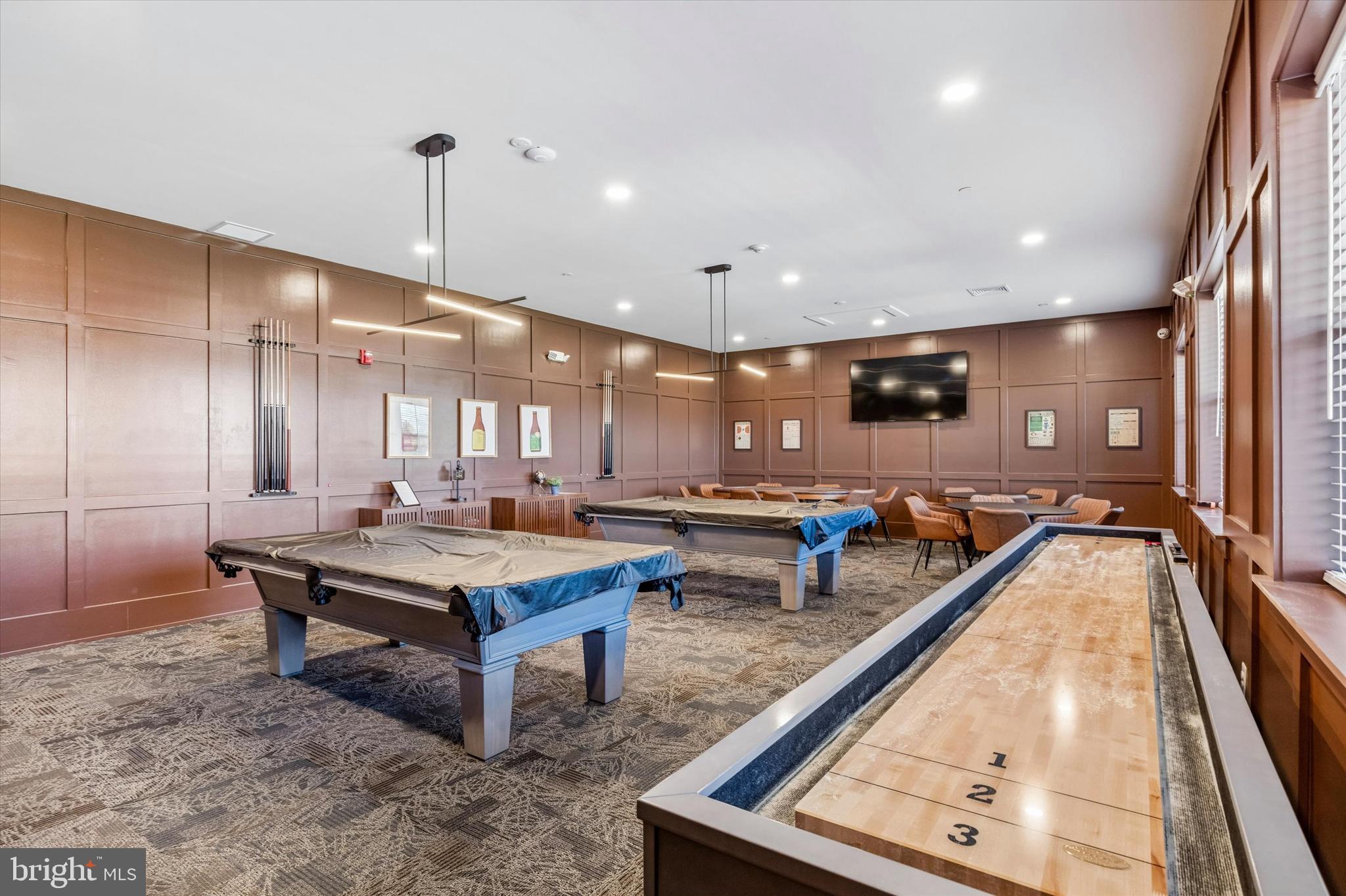 NESHAMINY FALLS - Residential