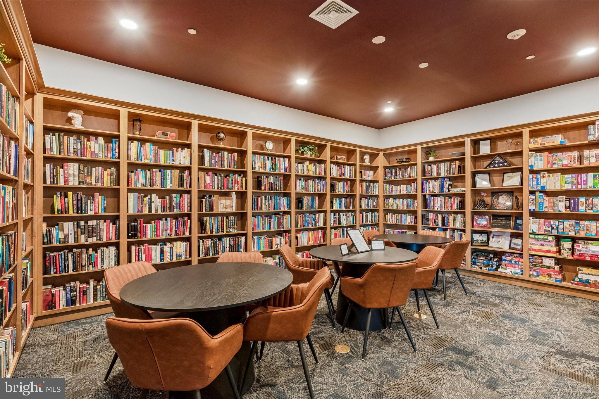 NESHAMINY FALLS - Residential