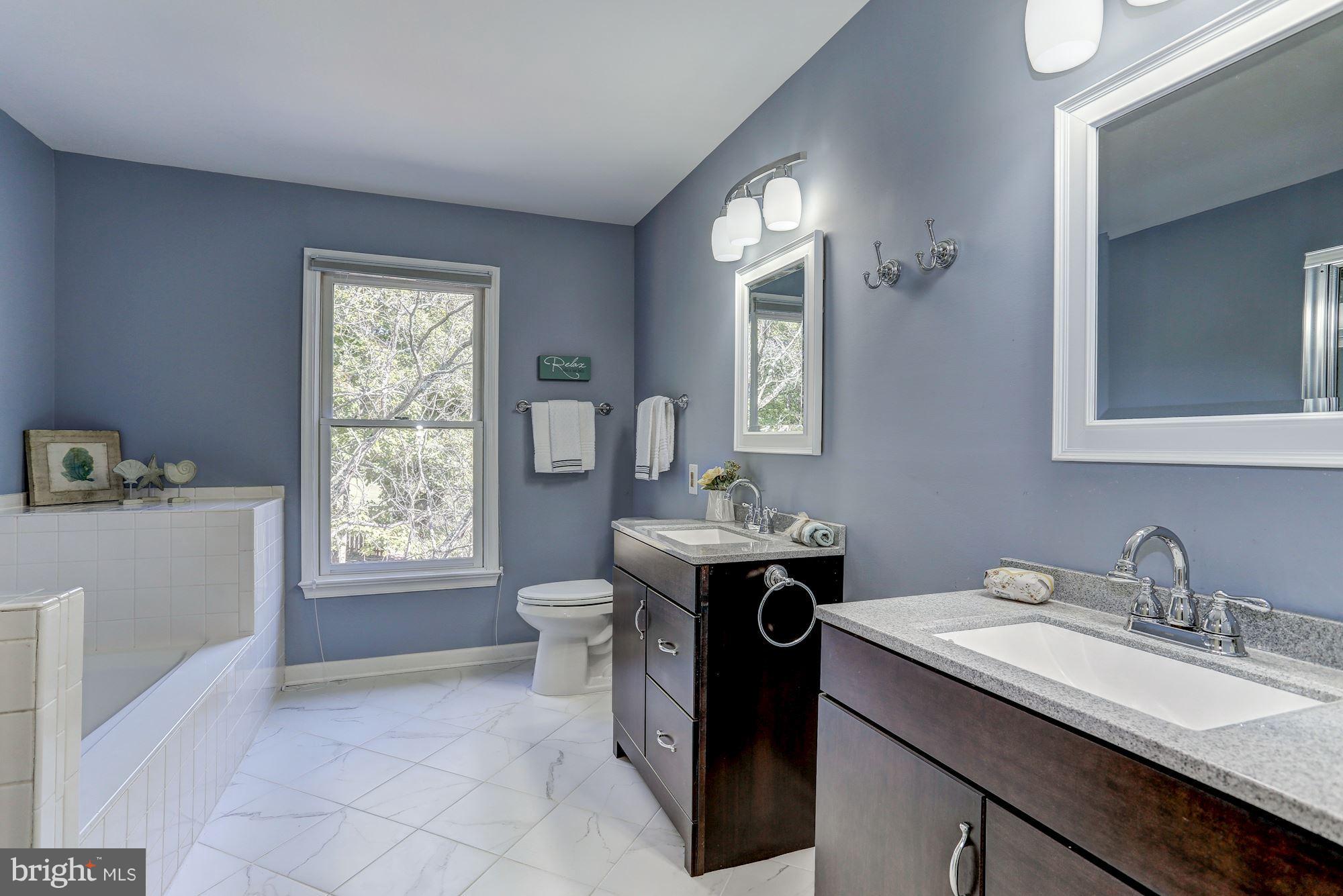 FRANKLIN GLEN - Residential