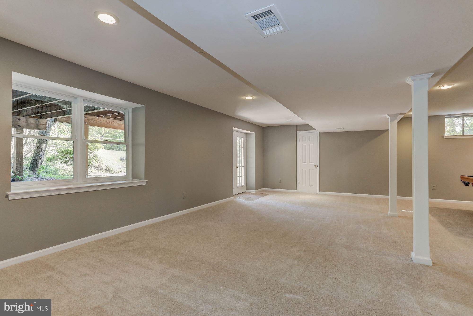 FRANKLIN GLEN - Residential