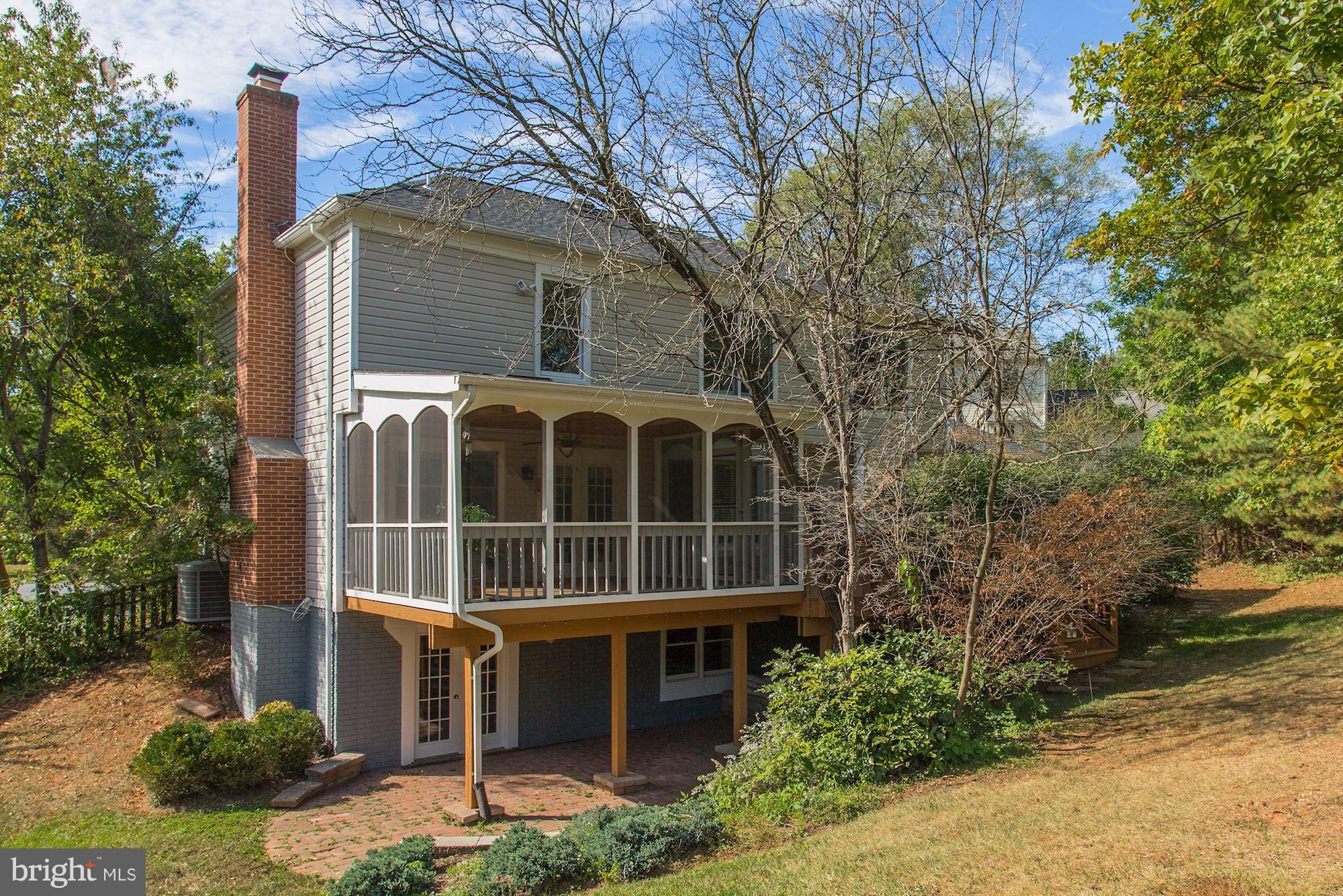 FRANKLIN GLEN - Residential