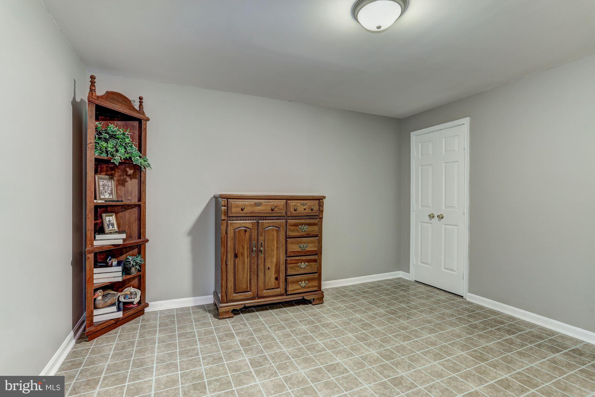 FRANKLIN GLEN - Residential