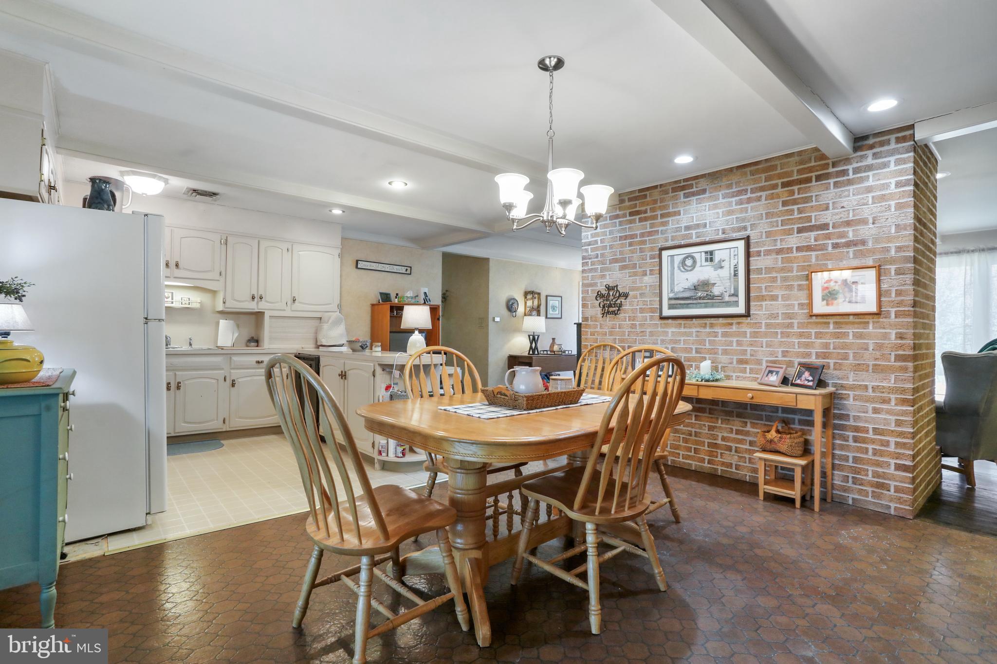 SPRING VALLEY ESTATES - Residential